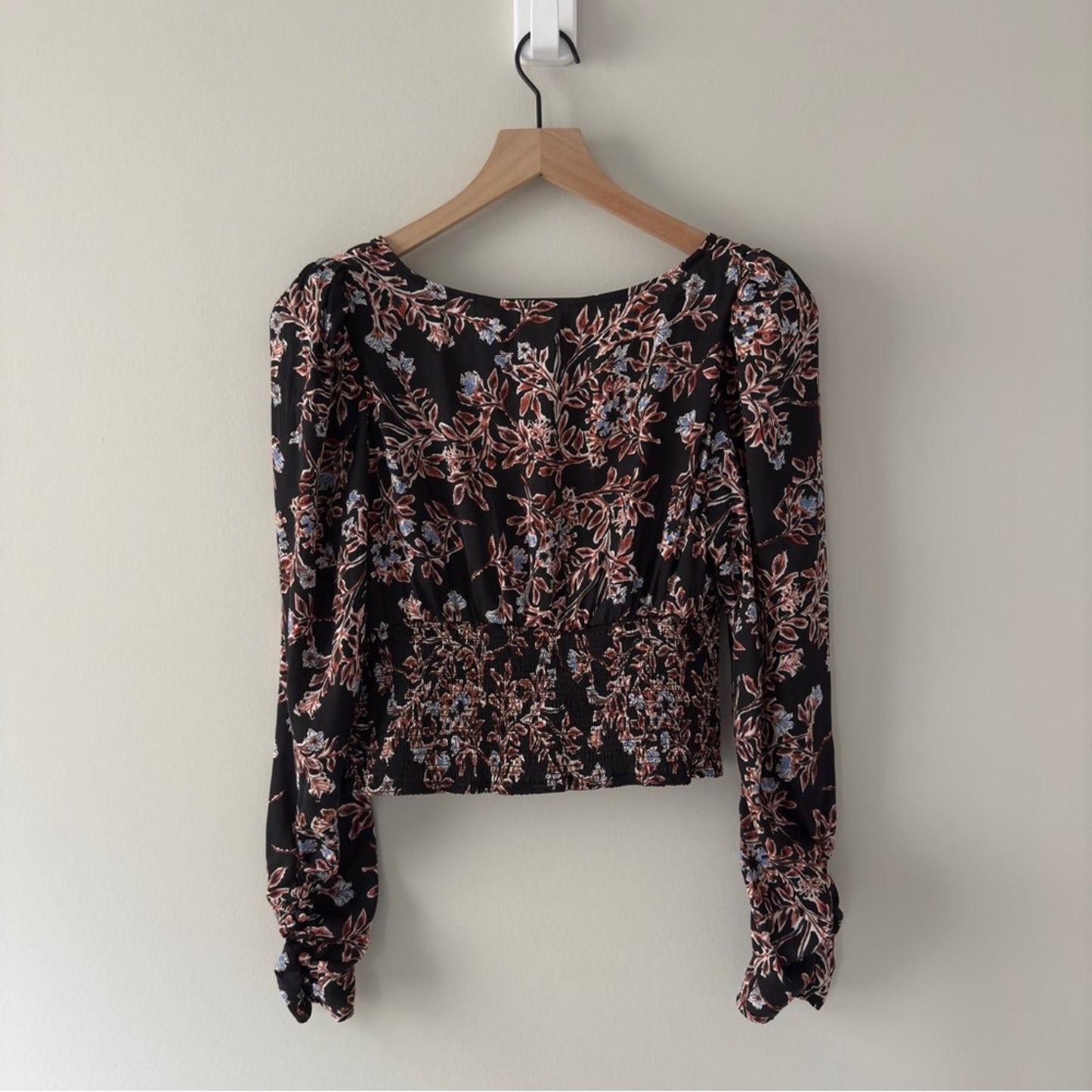 Free People Santiago Top Floral Cropped puff long sleeve buttons smocked ruched