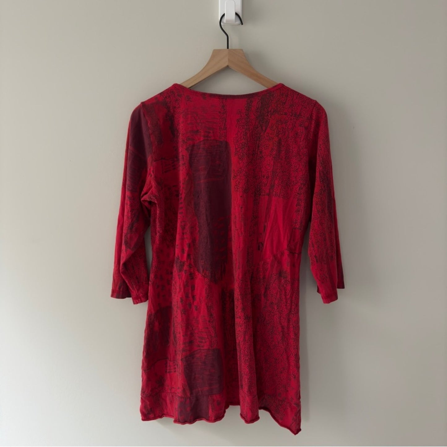 Vintage patchwork style button front Red babydoll Top 3/4 sleeves high low hem L
