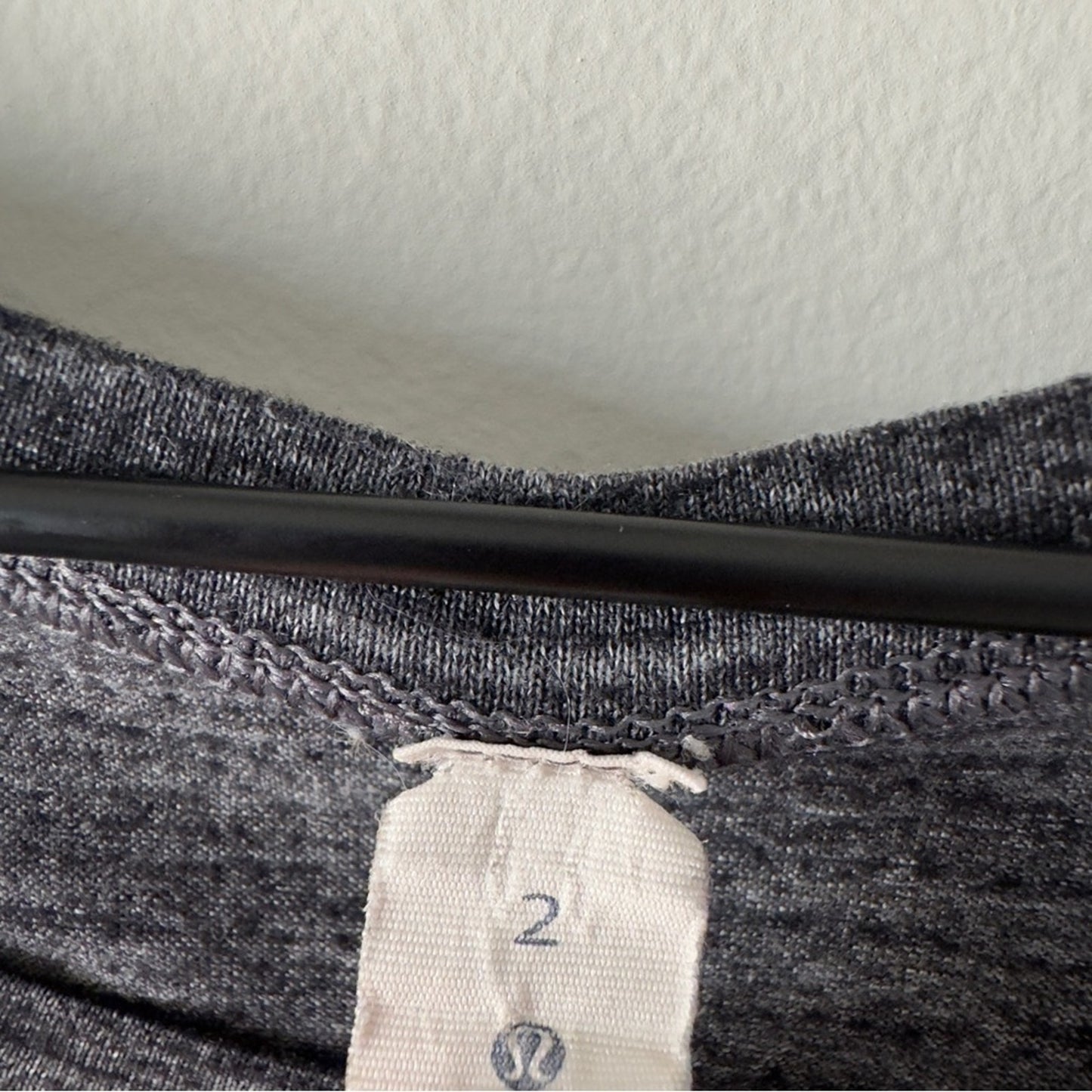 Lululemon Var-City Muscle Tank in Heathered Black size 2 lightweight top crew