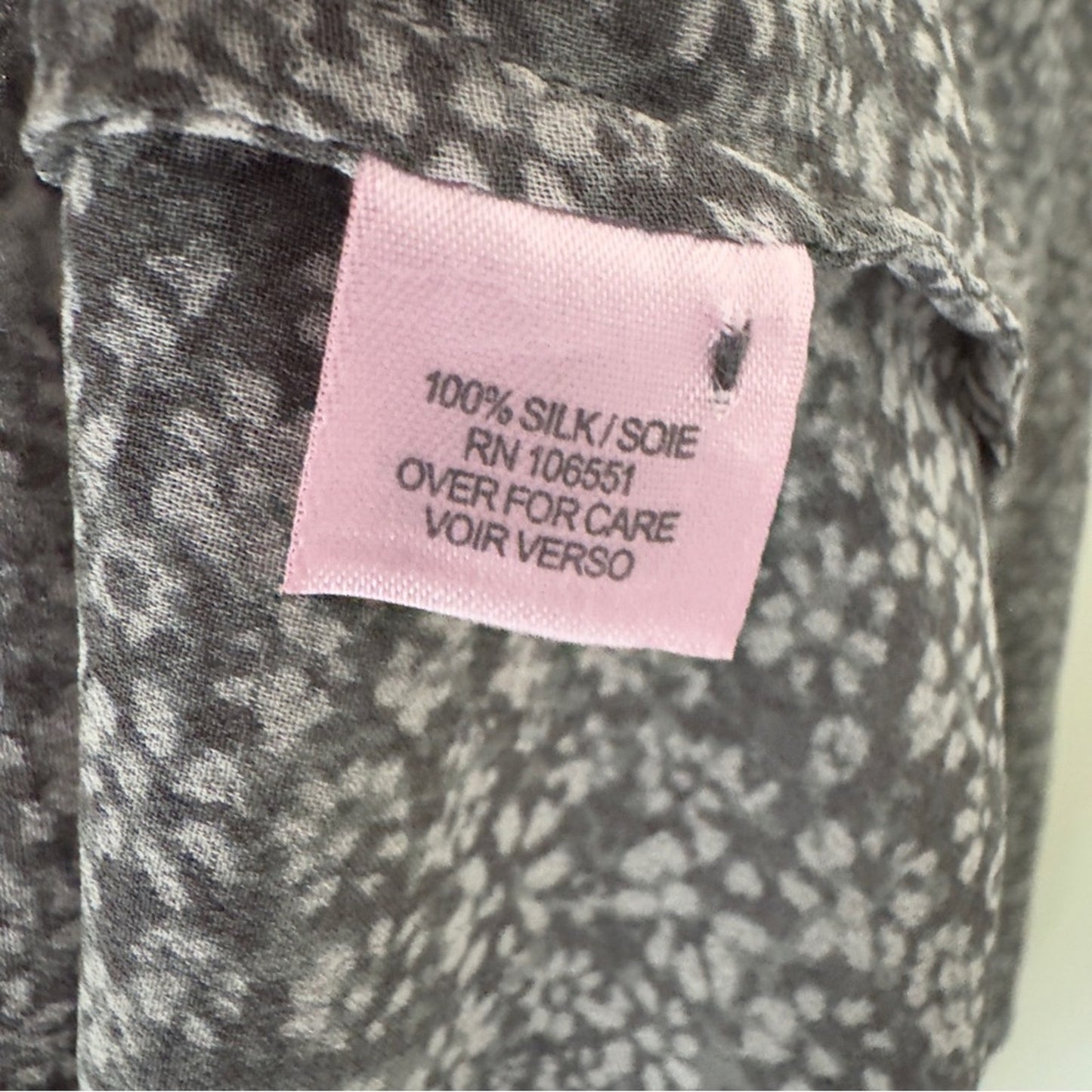 Calypso St. Barth 100% Silk Gray and white Blouse long sleeve sheer floral smock