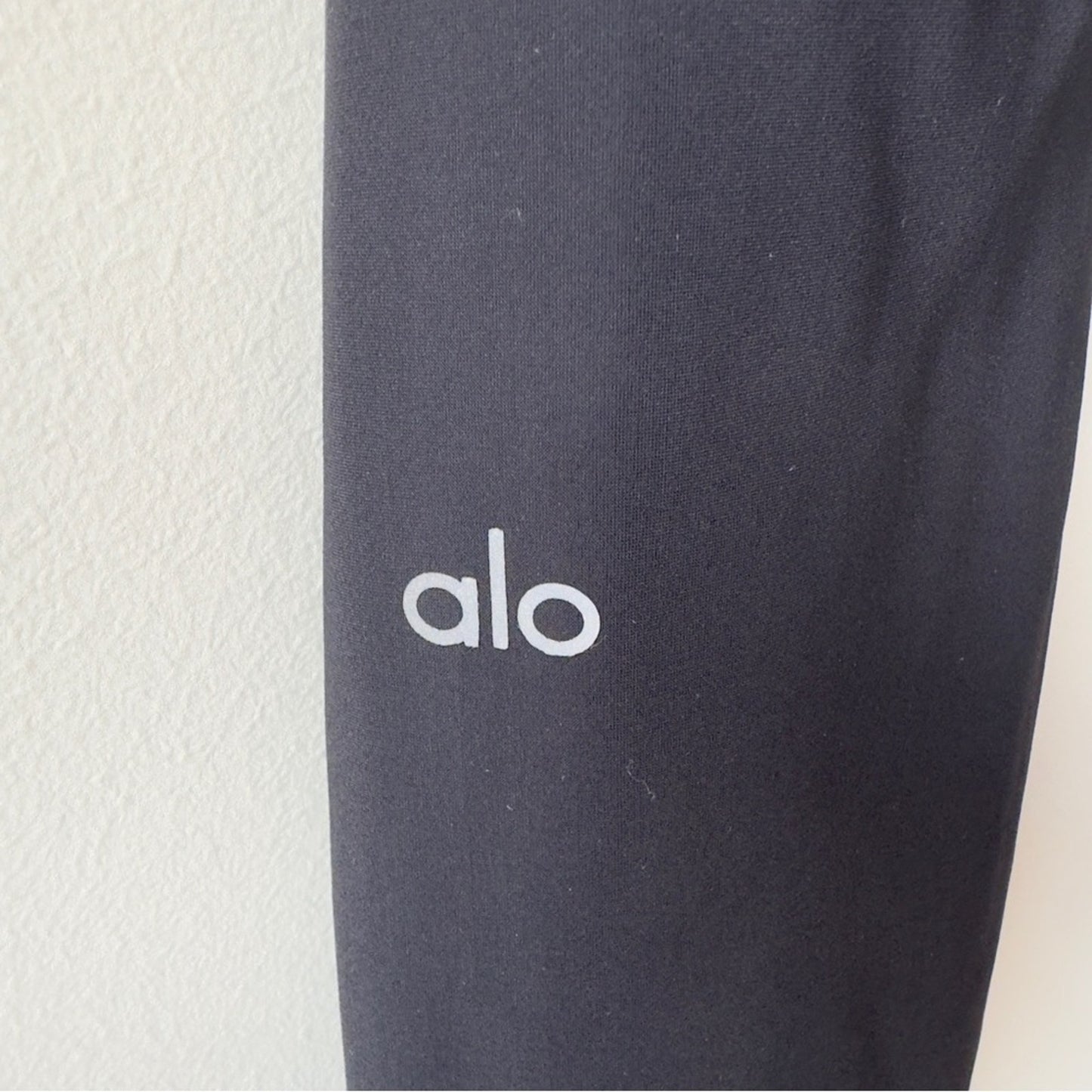 Alo High Rise Slit Front Leg Athletic Leggings Stretch Activewear Athleisure S