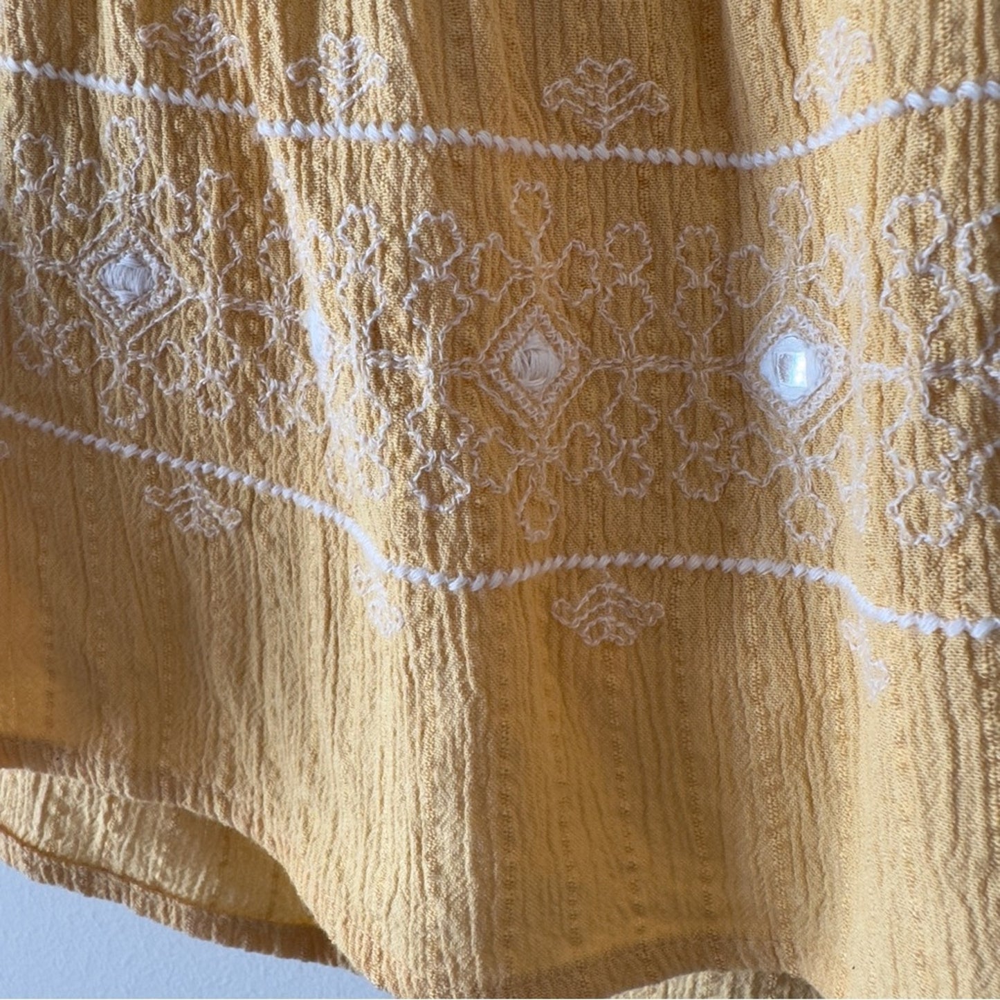 American Eagle Outfitters Strapless Crop Top Yellow White Smocked Tube Top Crop