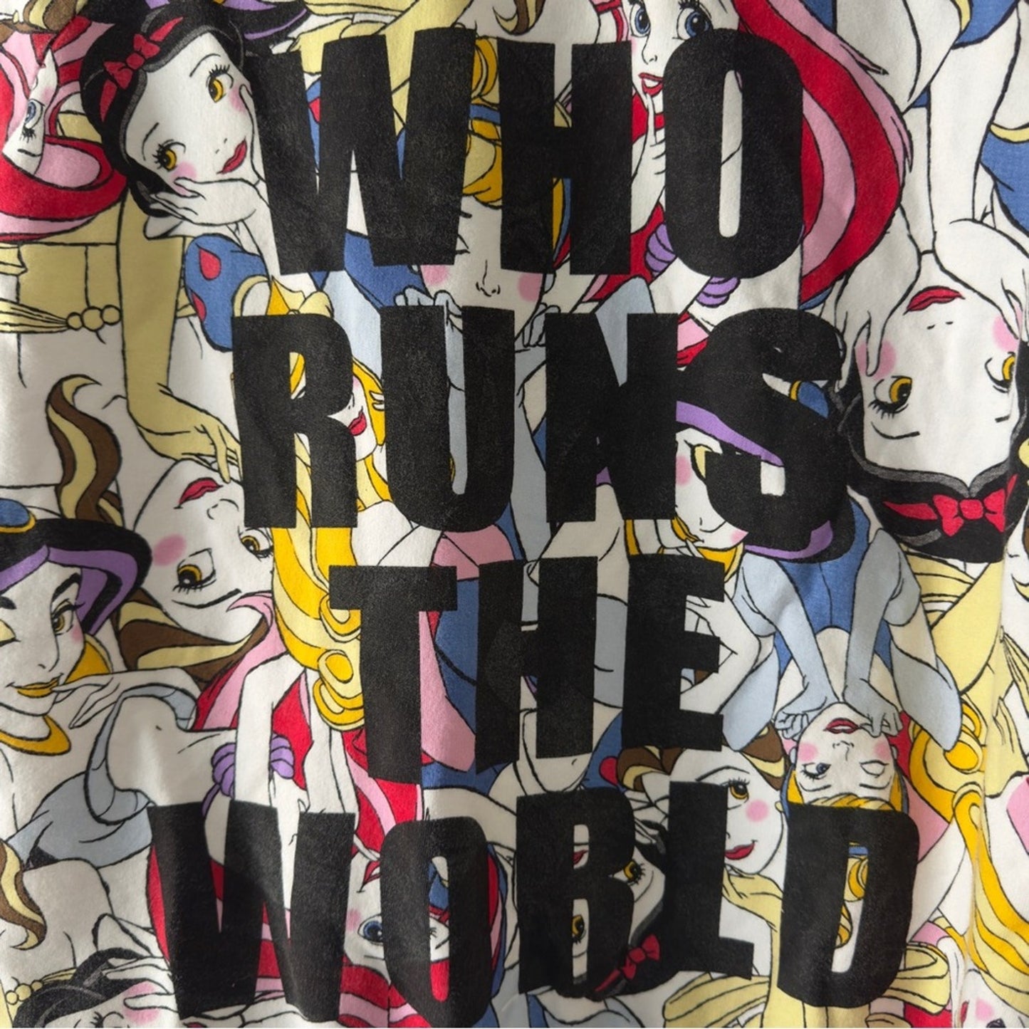 Disney ElevenParis “Who Runs the World” Colorful Princess Character Sweatshirt M