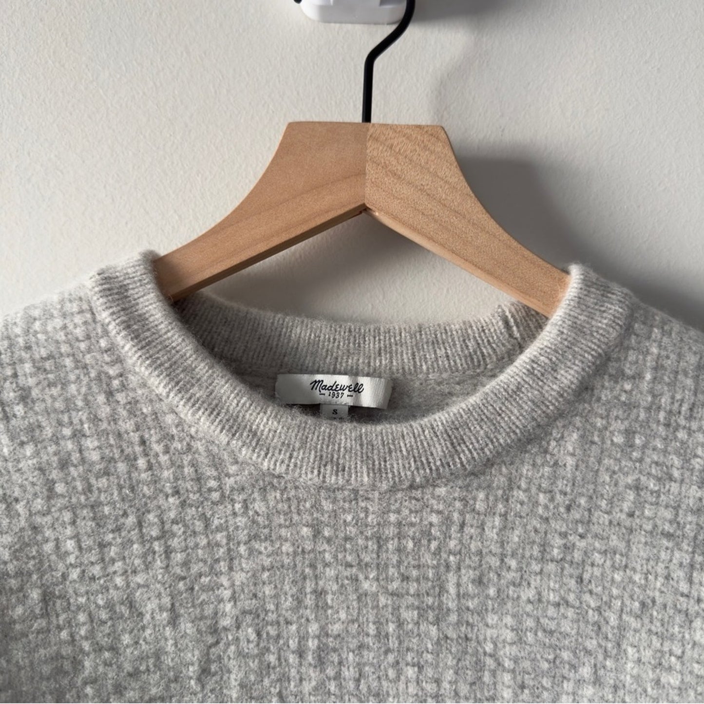 Madewell 100% Merino Wool Light Gray Crew Neck Sweater 3/4 Sleeve Grid Knit