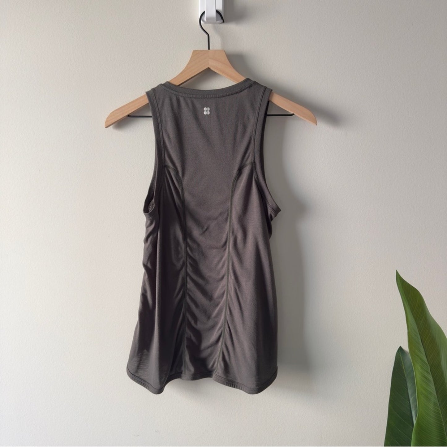 Sweaty Betty Athletic Tank Top Sleeveless casual activewear solid ruched back S