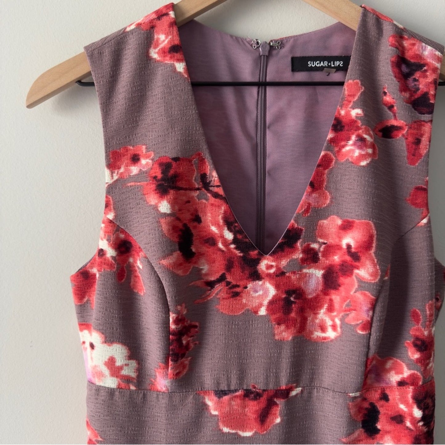 Sugar + Lips Floral V-Neck Jumpsuit Zip Up Back Sleeveless Full Wide Leg Zipper