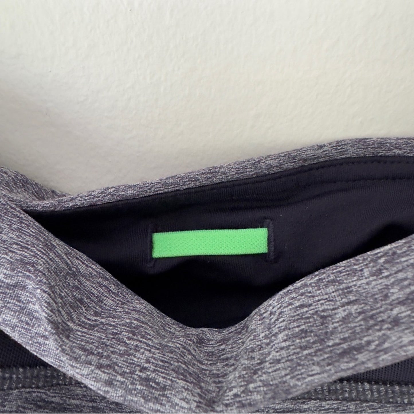 Lululemon Inspire Tight II (Mesh) in Heathered Naval Blue / Naval Blue Run Pouch