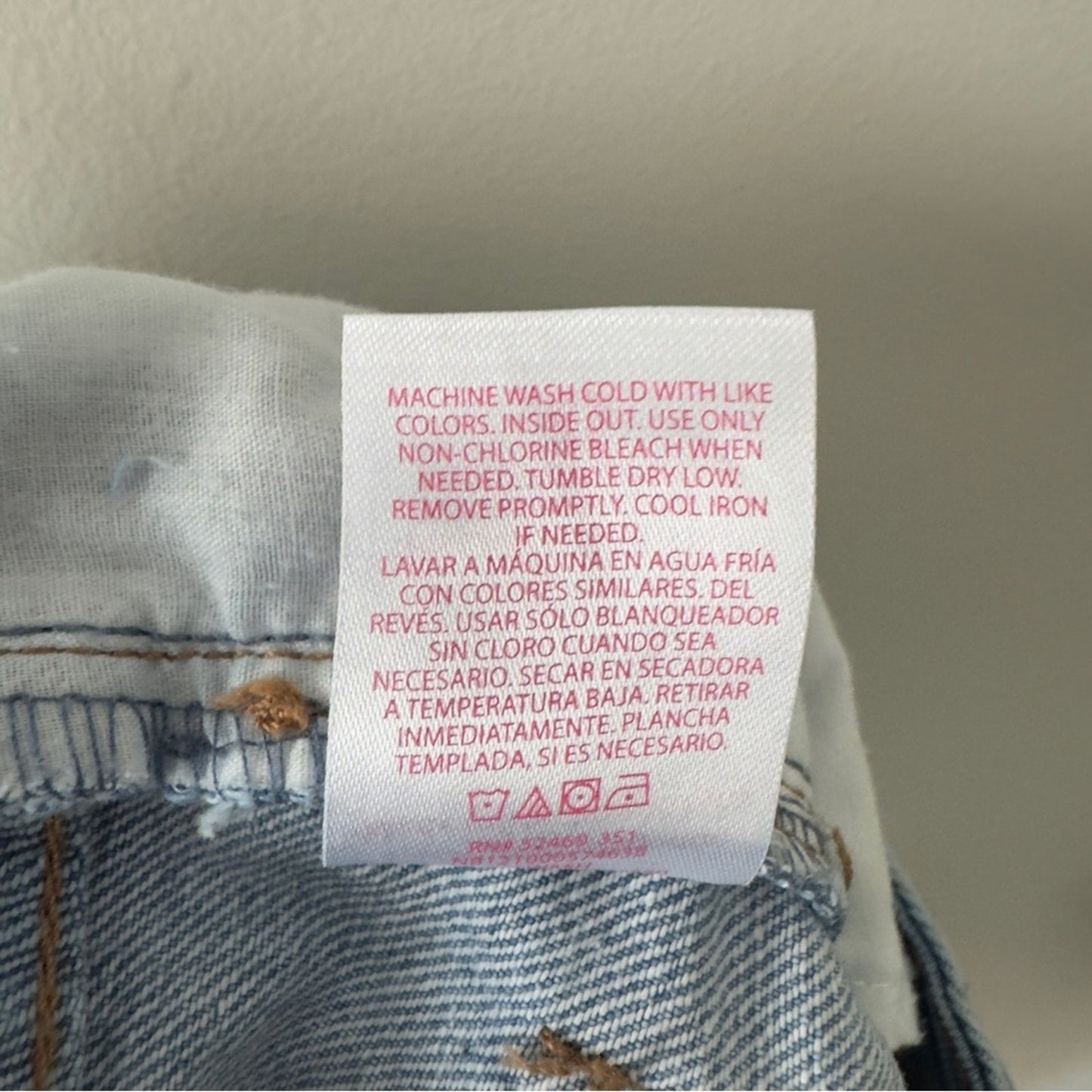 No Boundaries Distressed Paint Splatter Light Wash Jeans 100% Cotton Button Fly
