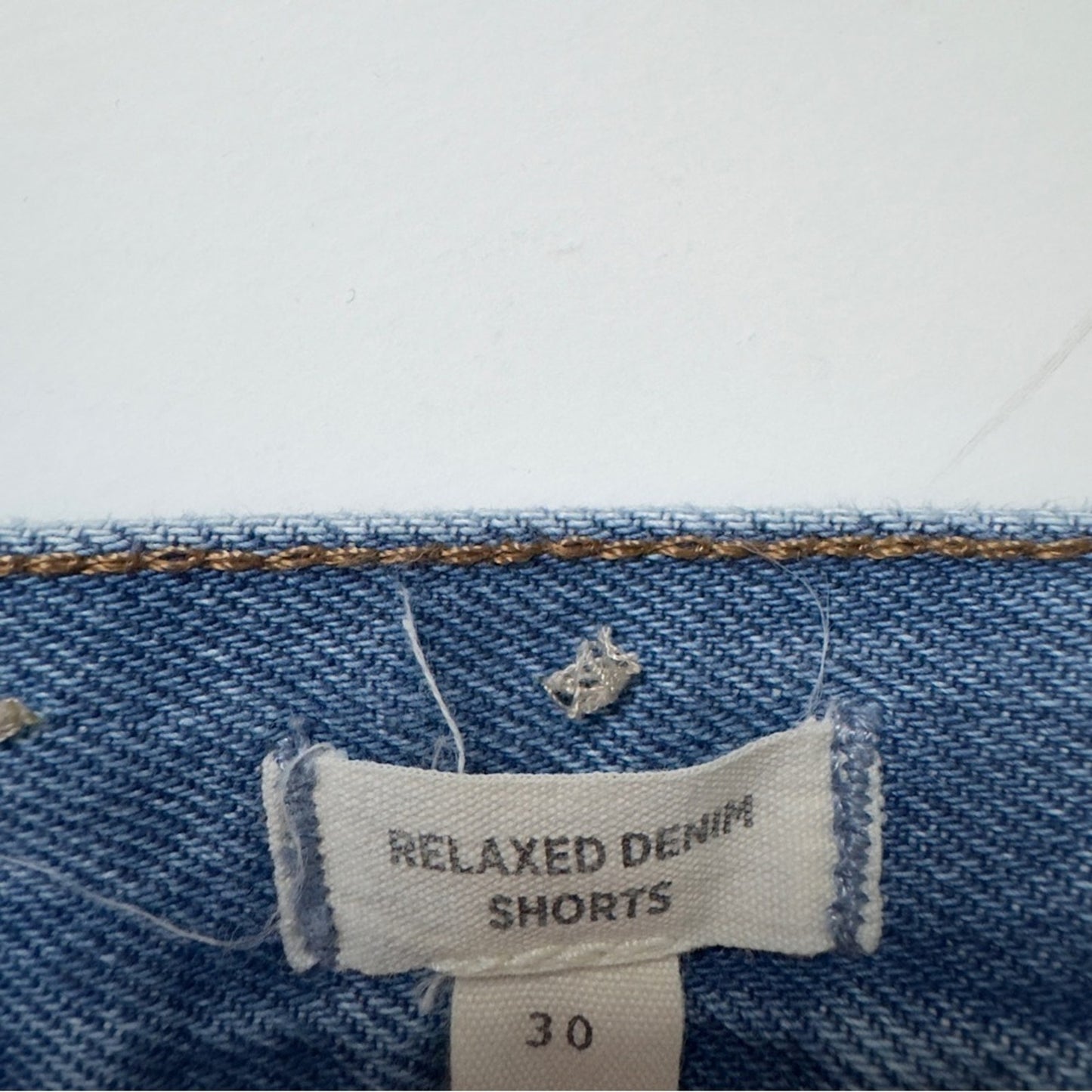 Madewell Relaxed Denim Shorts Button Fly Distressed 100% Cotton pockets Jean 30