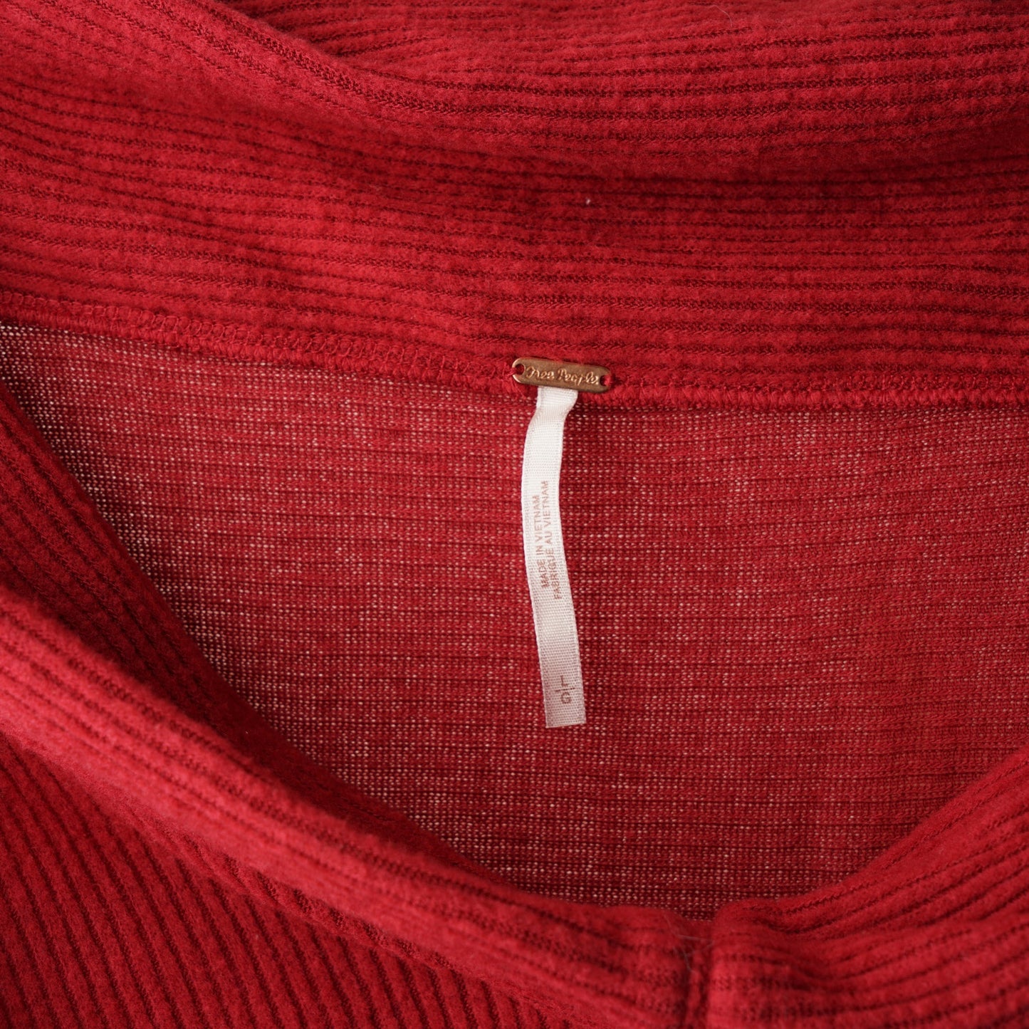 Free People This Cutie Top Off the Shoulder Red Soft Ruched Middle Sweetheart L