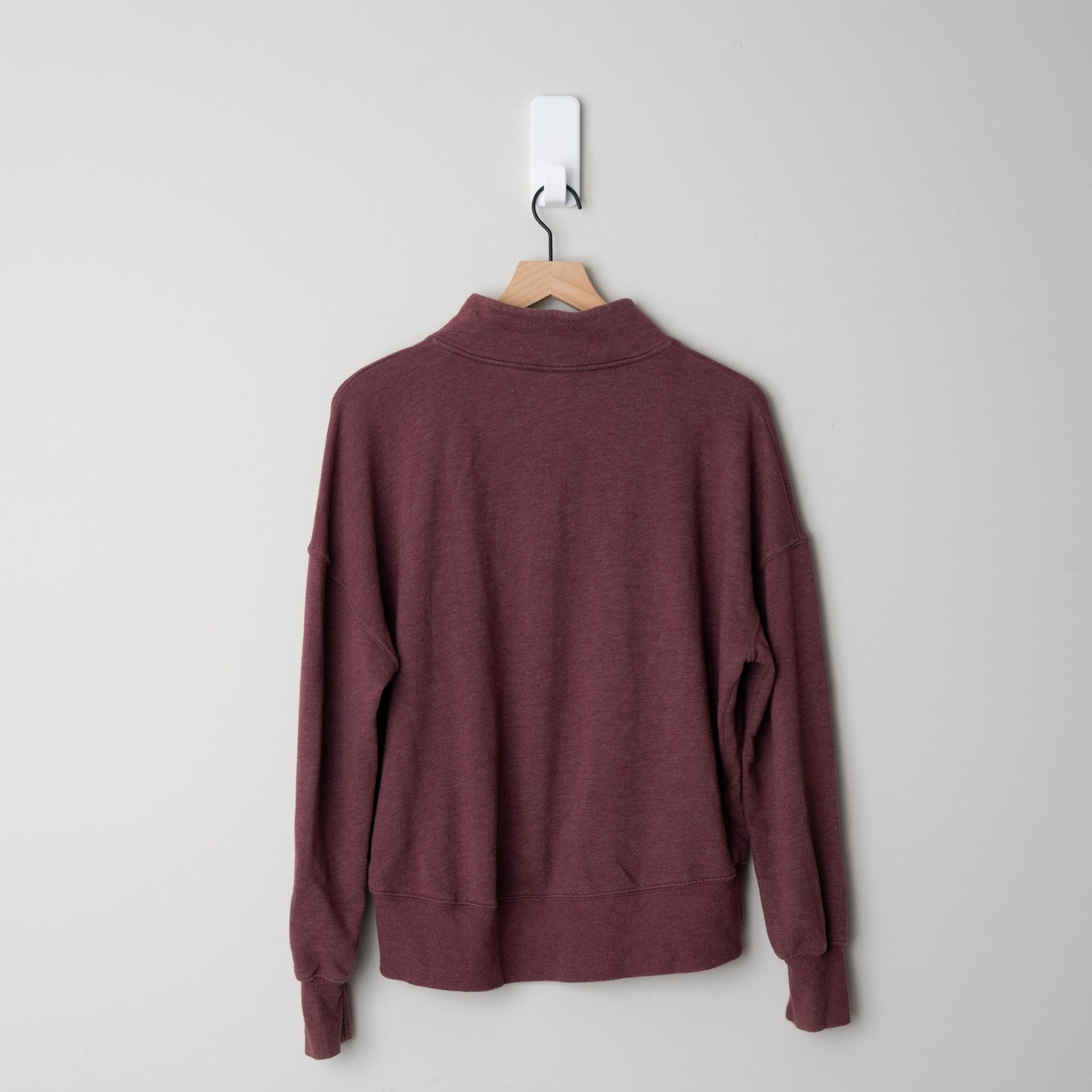 SO Lounge Life Pullover Quarter Snap Up Mock Neck Kangaroo Pocket Burgundy XS