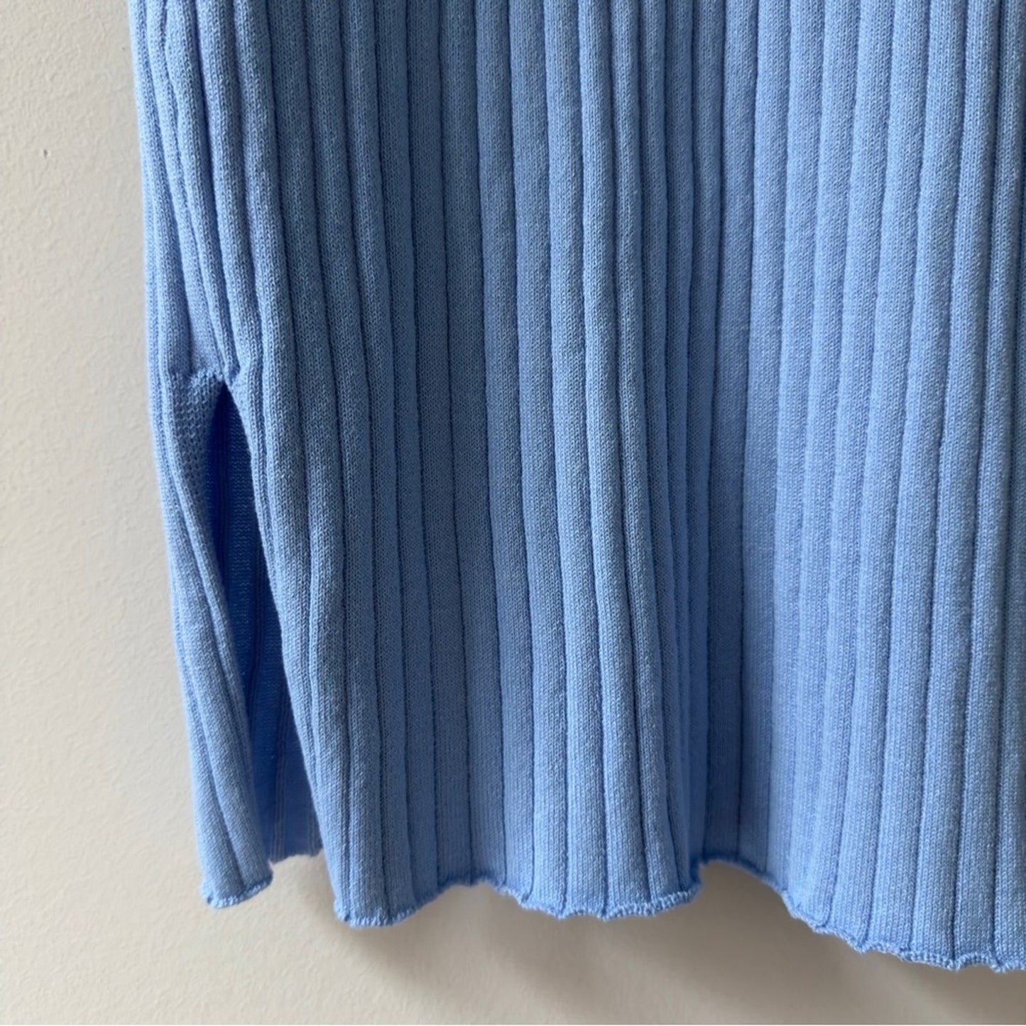 H&M Divided Light Blue Ribbed Midi Dress Slit Sides Short Sleeve Sweetheart EUC