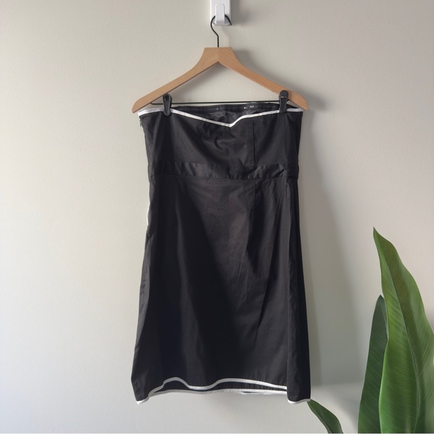 Vintage 2000s Y2K New York & Co. Black and White Strapless Dress Mini Ruffle NWT