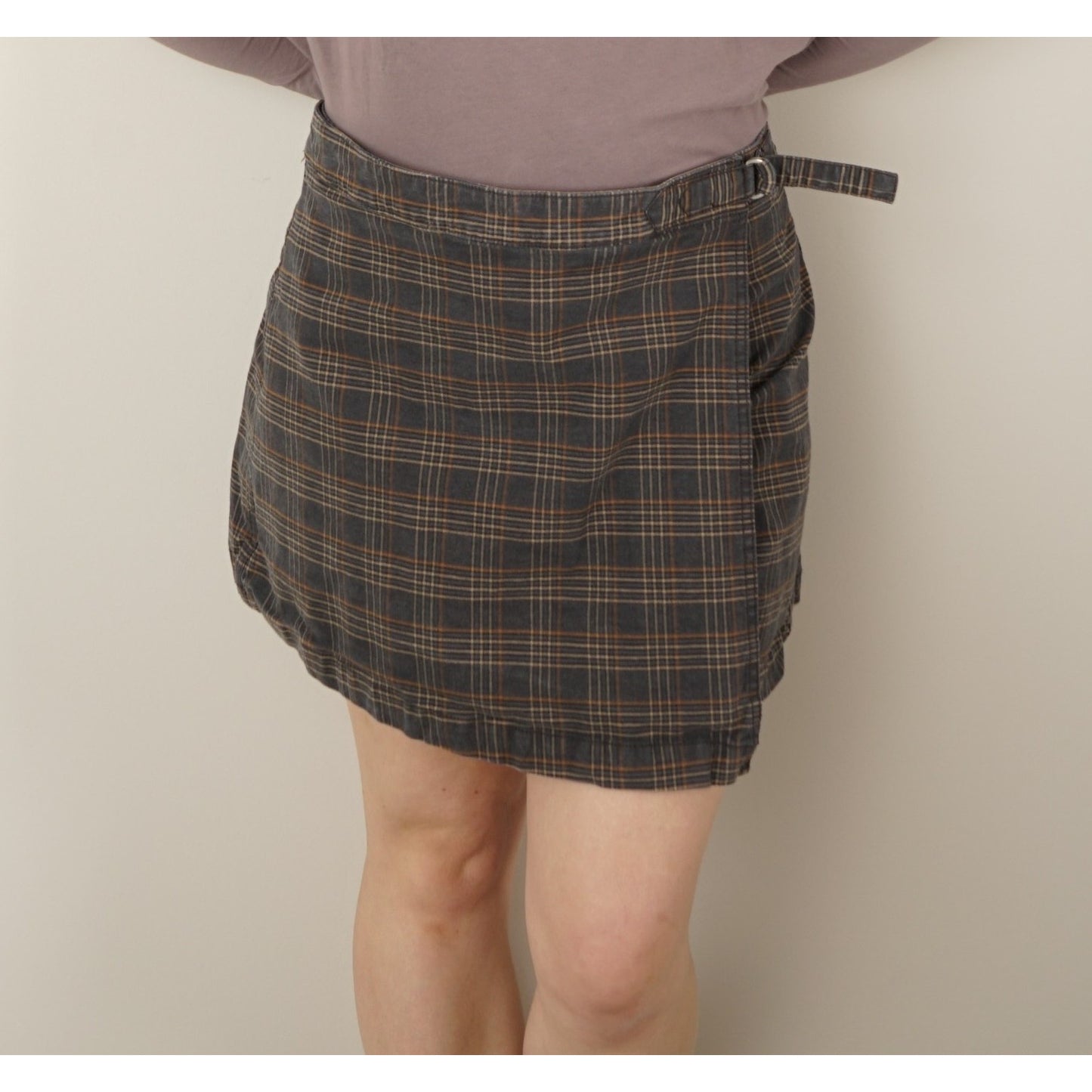 American Eagle Hi-Rise Skort Plaid Wrap Buckle Shorts Pockets Cotton Blend EUC