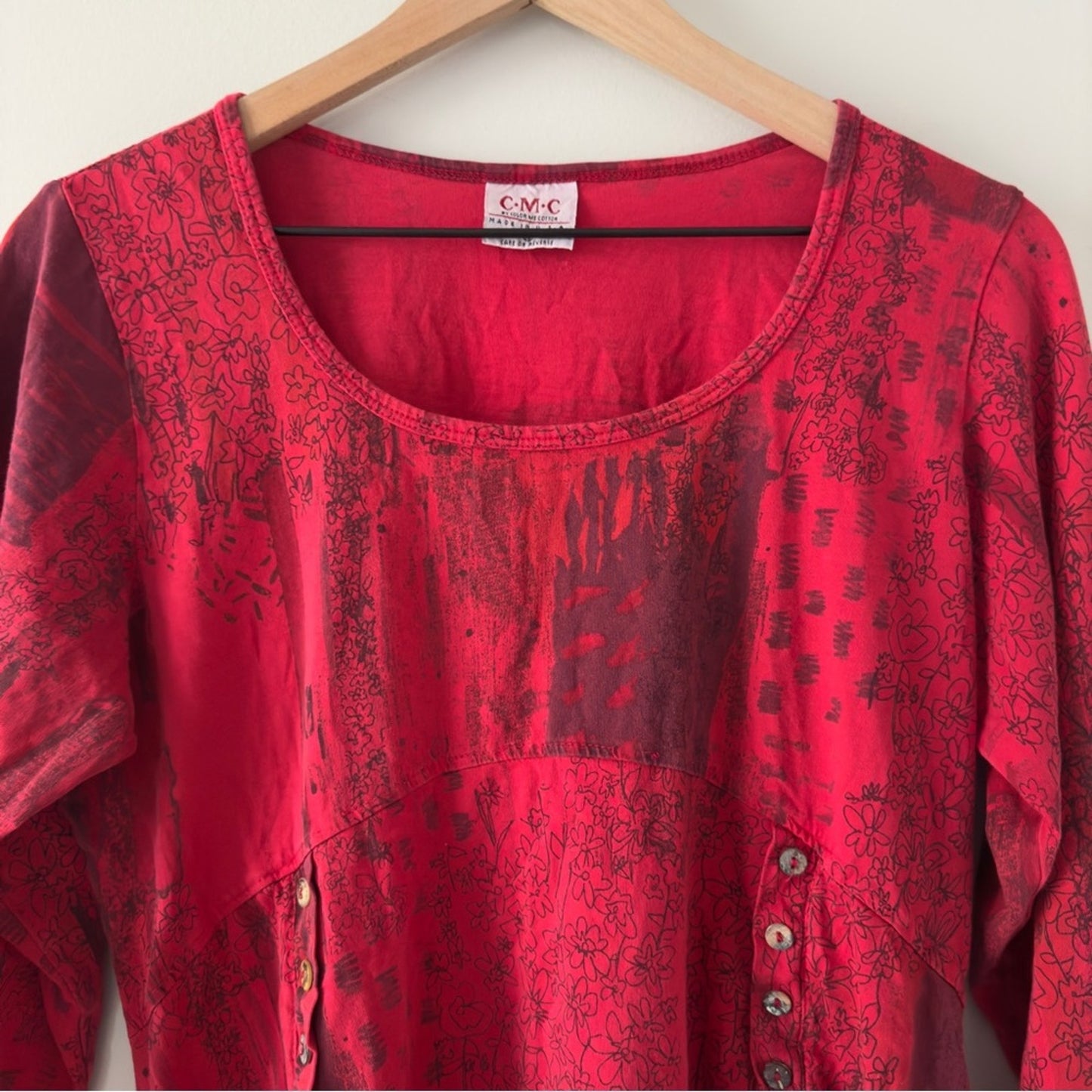 Vintage patchwork style button front Red babydoll Top 3/4 sleeves high low hem L