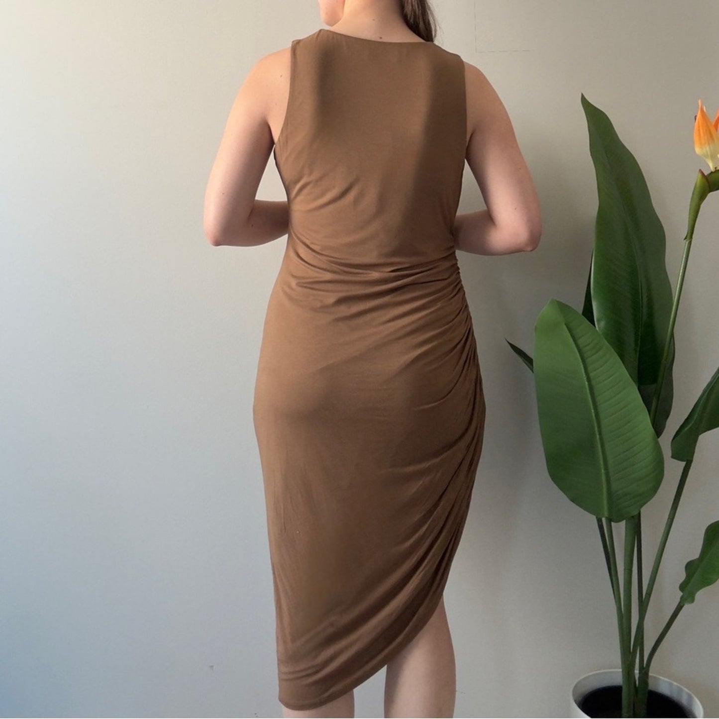 Lovers + Friends Revolved Tan Midi Dress cinched ruched asymmetric sleeveless L
