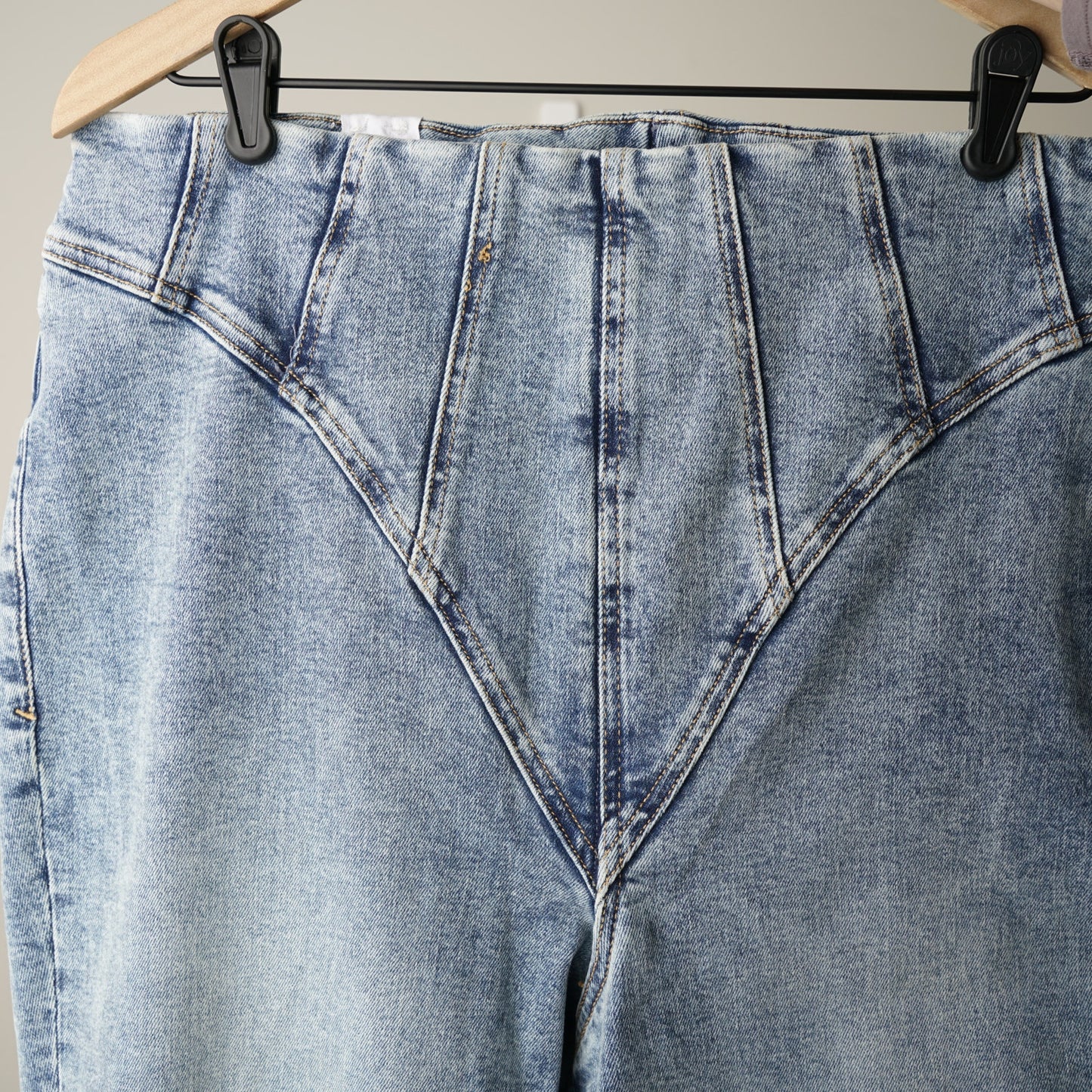Good American Good Classic Jeans High Rise Gap-Proof Waistband Zipper Side Denim