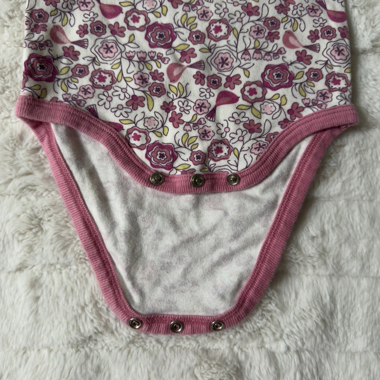 Tea Collection Floral Bird Pattern 100% Cotton Onesie One Piece Long Sleeve EUC