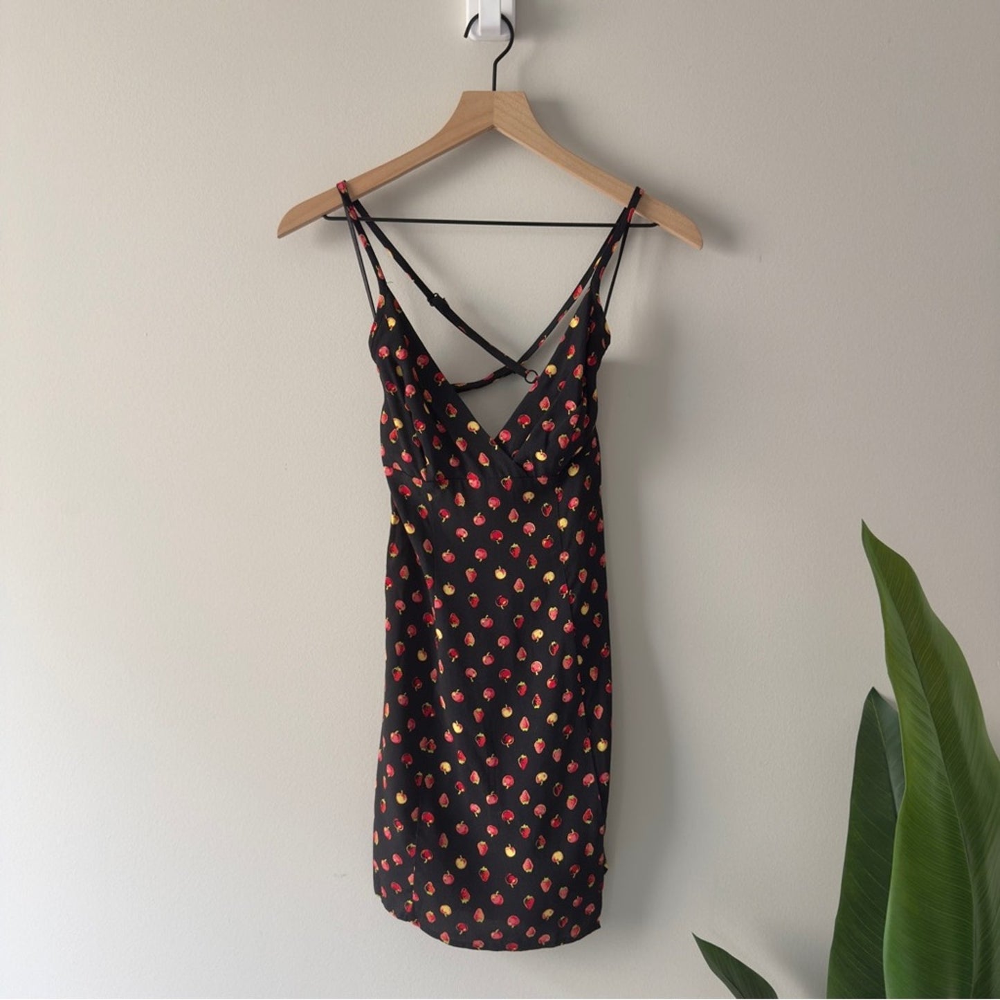 Kimchi Blue Urban Outfitters Fruit Print Black Red Strappy Dress Deep B-Neck EUC