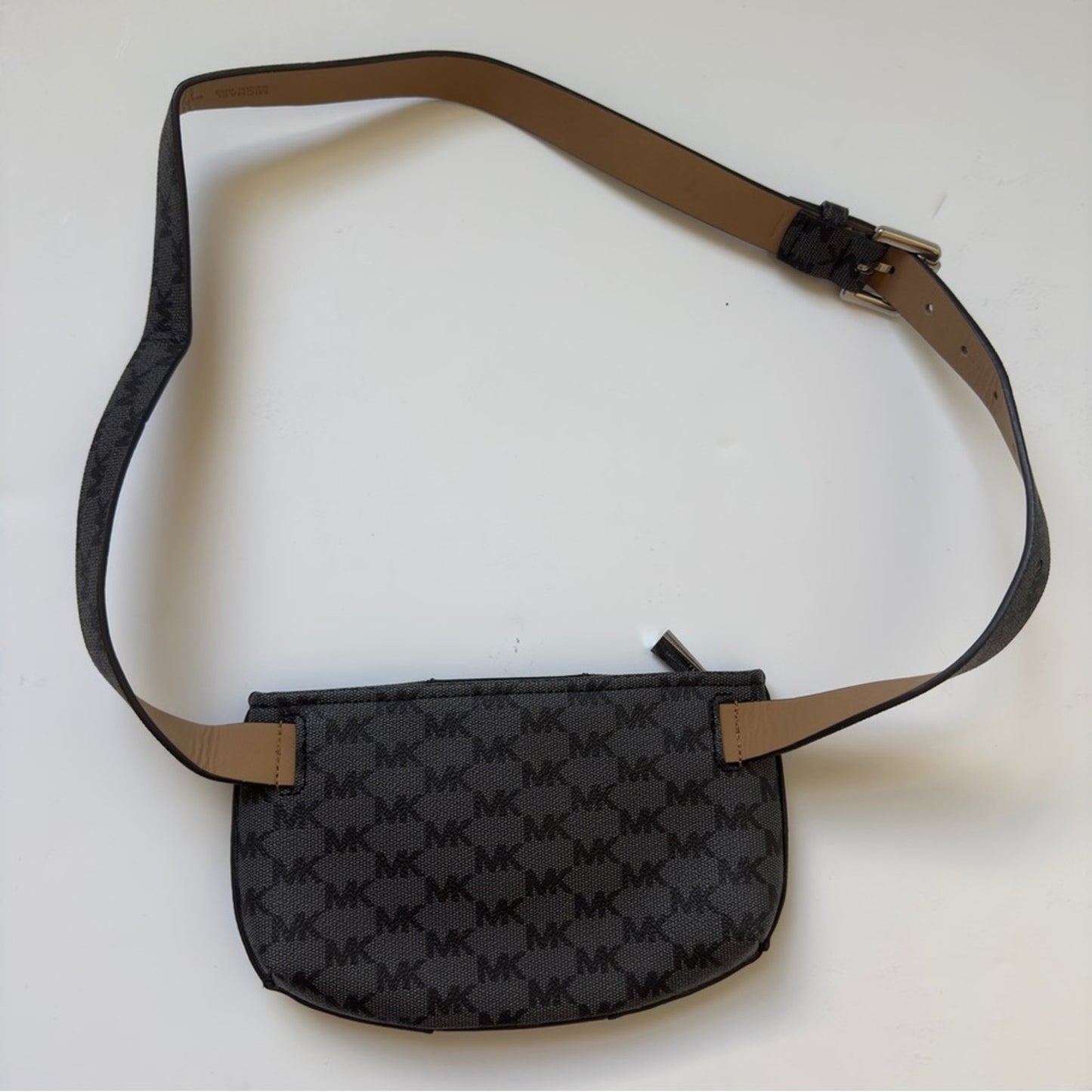 Michael Kors NWOT Black gray belt Bag Fanny pack MK zipper adjustable size L/XL