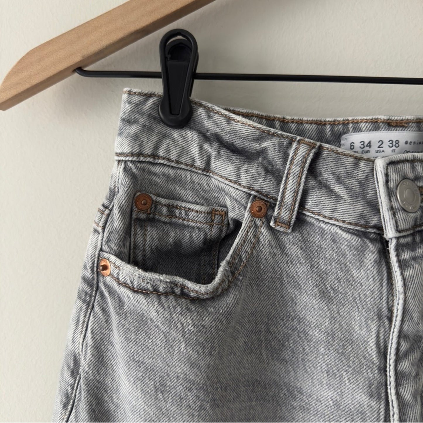 Denim Co. Primark Cares Light Gray Straight Leg Jeans grey distressed cotton EUC