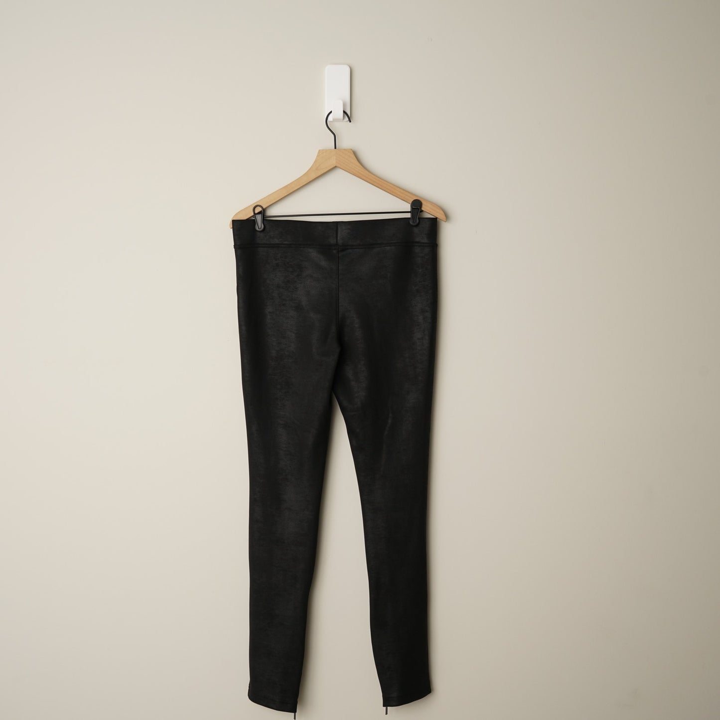 Free People Subtle Metallic Inner Zipper Ankle Pants Black Elastic Waist Stretch