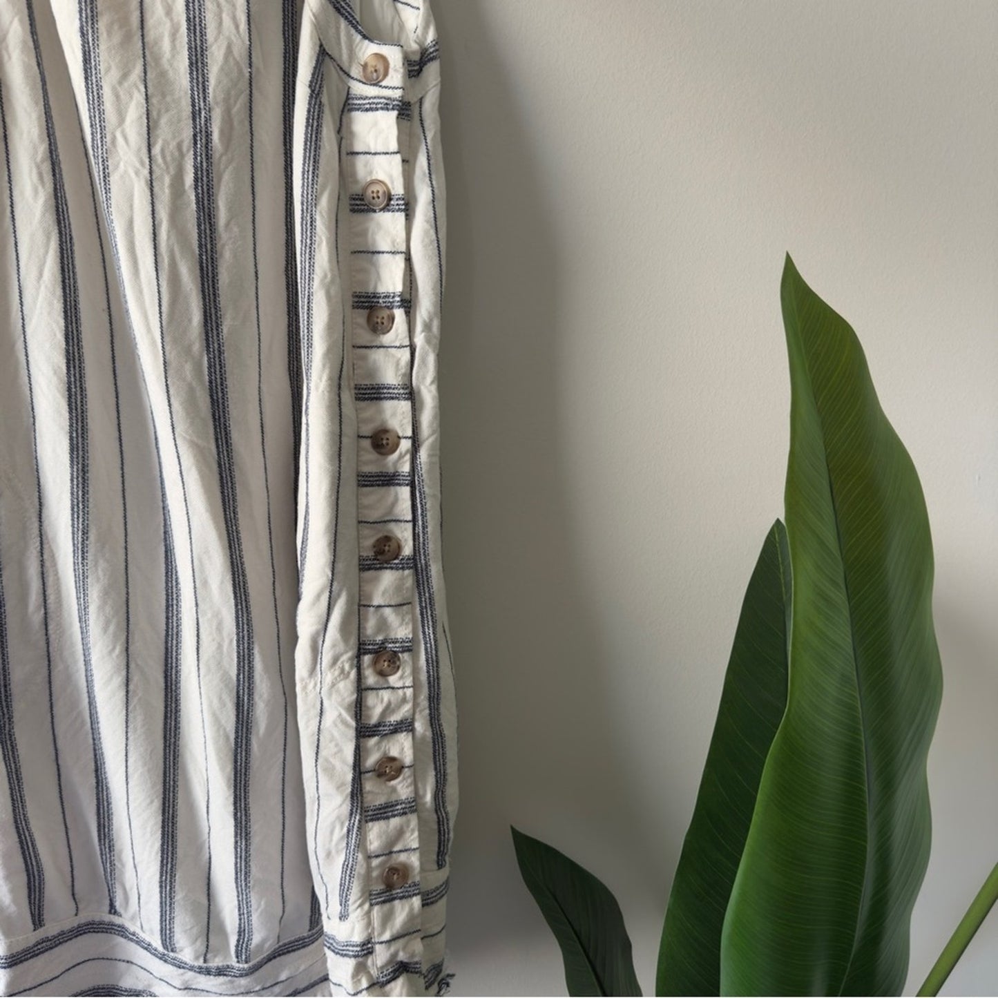 Anthropologie Akemi + Kin White Navy Striped Shift Dress Mini Fringe Hem buttons