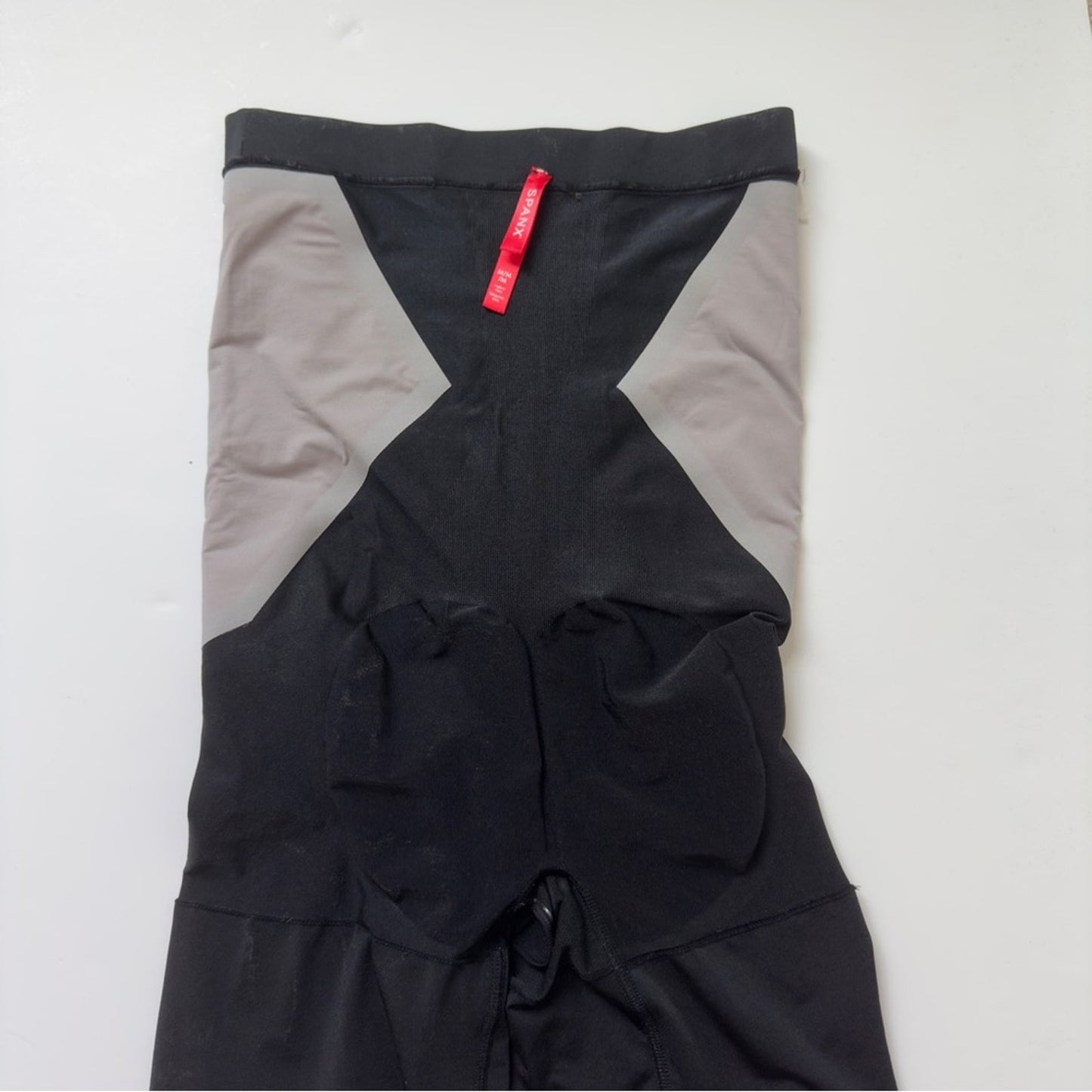 SPANX OnCore High-Waisted Mid-Thigh Short in very black Shapewear Shorts Medium
