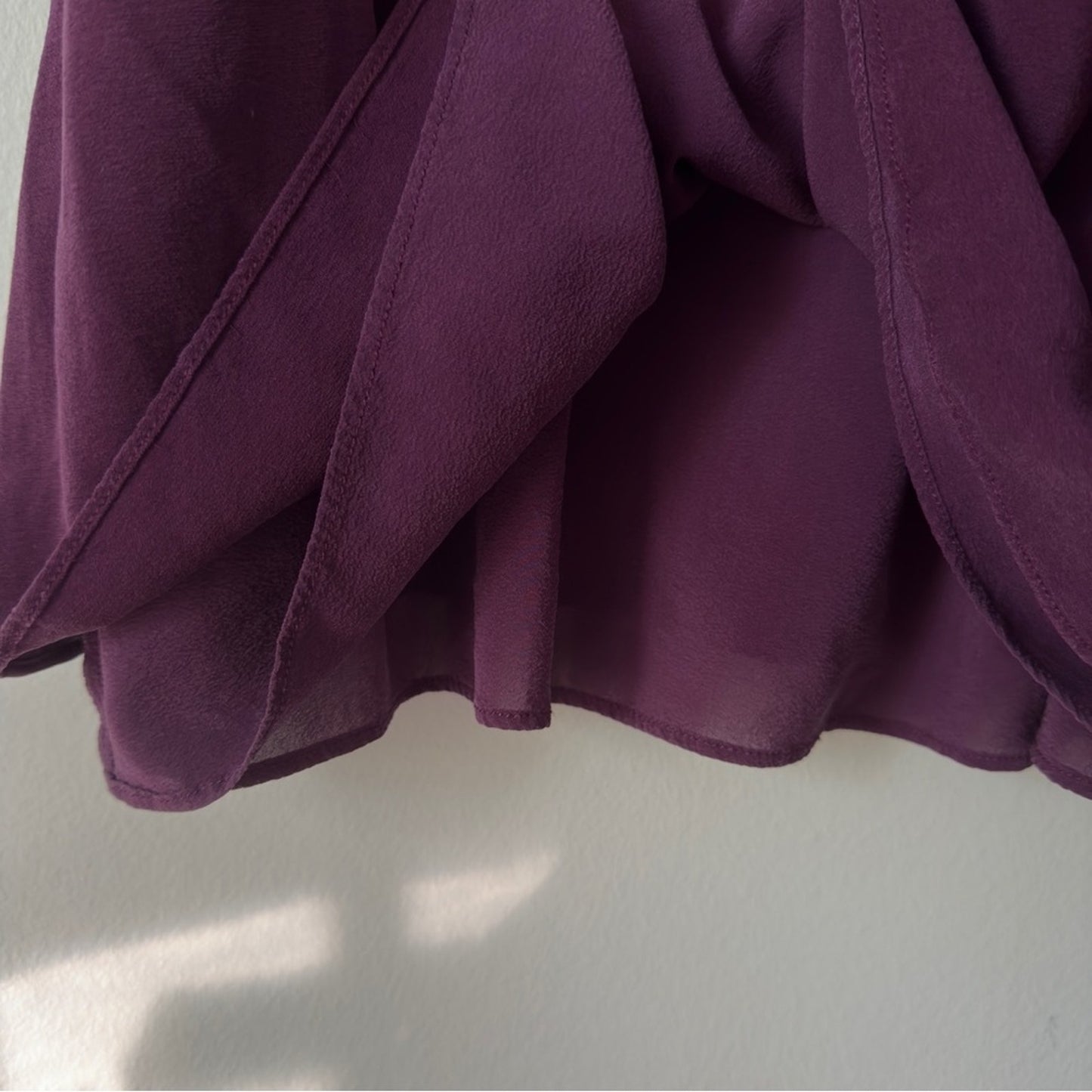 Alice + Olivia Silk Blend Mini Dress Purple Black Leather Roll Tab Short Sleeves