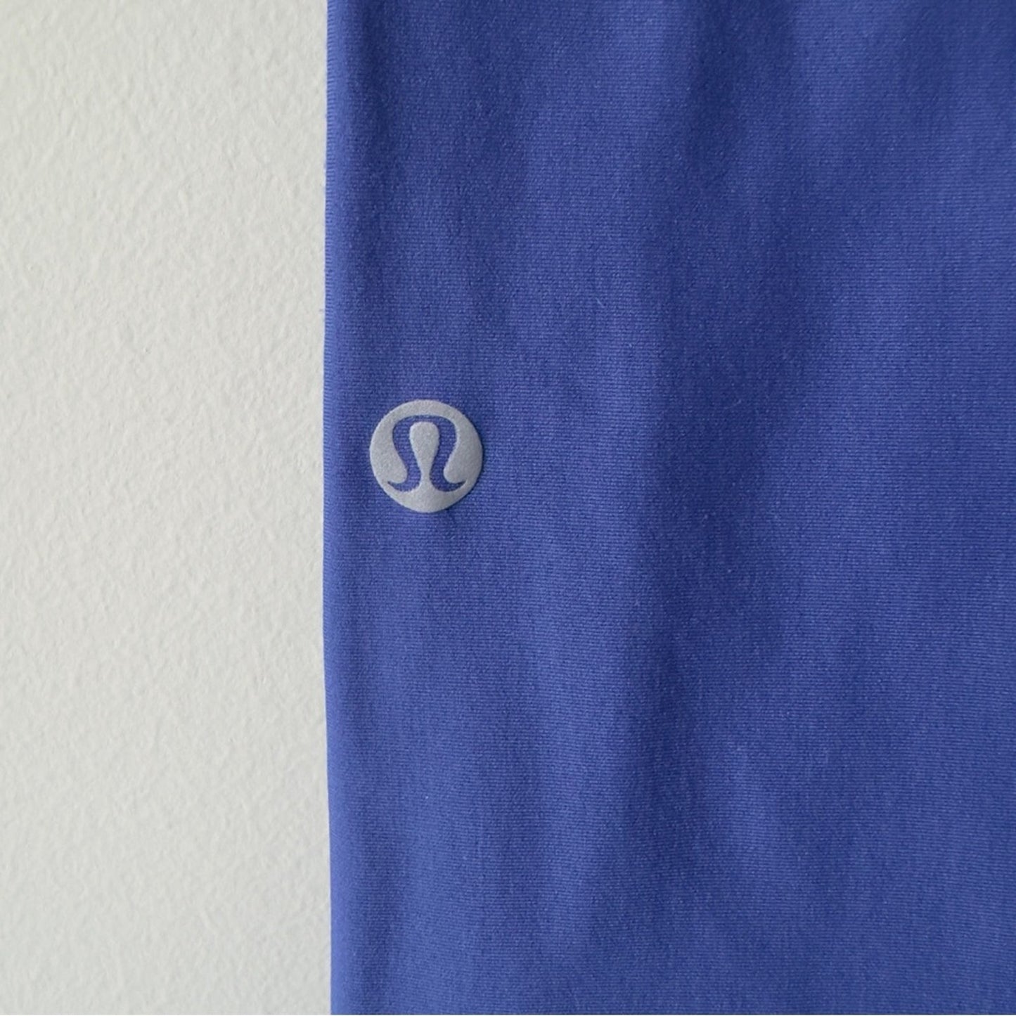 Lululemon Fast and Free High-Rise Fleece Tight 28" in Psychic Leggings Blue Logo