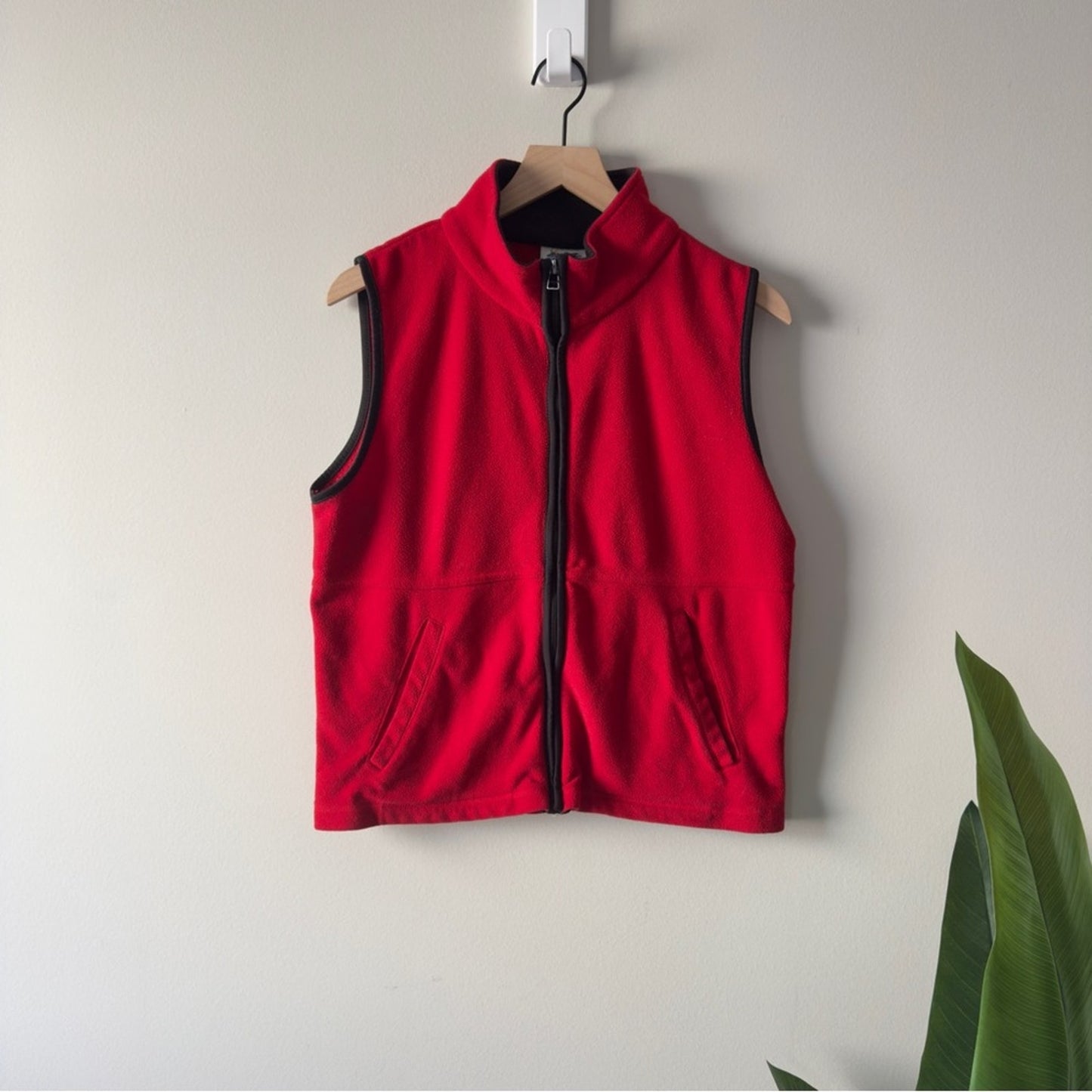 Vintage Northern Reflections 90s Red Fleece Vest Fill Zip Sleeveless Winter L
