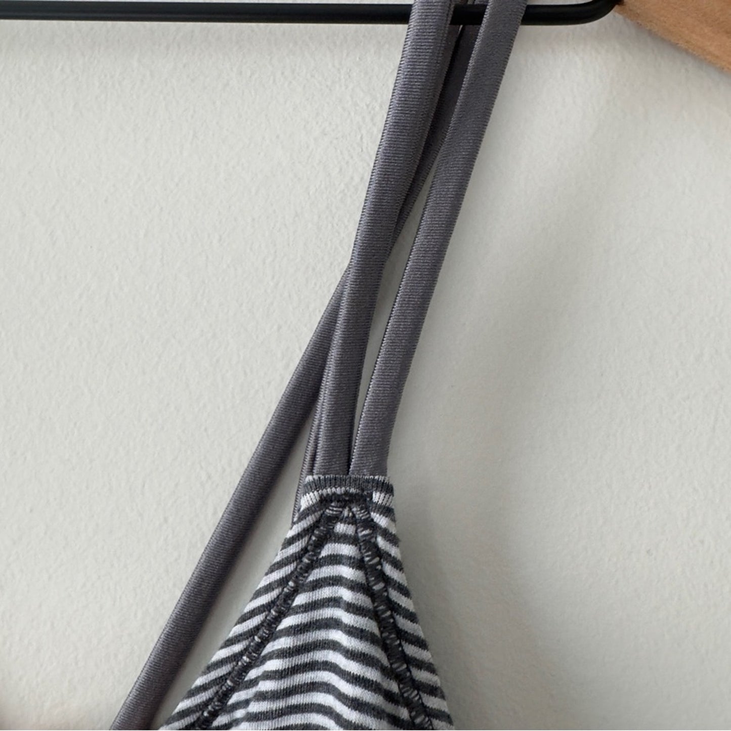 Lululemon Breezy Tank Divided Stripe Heathered Light Grey Heathered Dark Slate