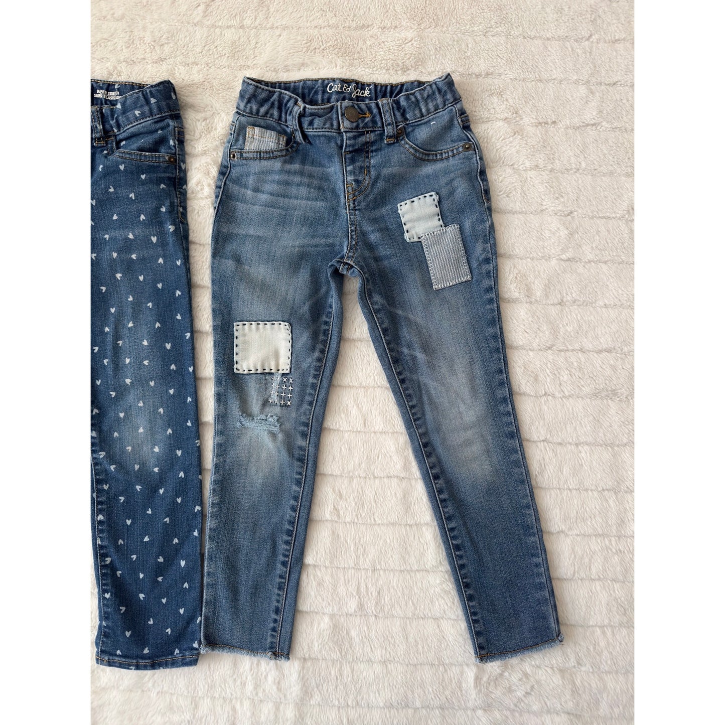 Cat & Jack Bundle of 2 Girls' Size 5/5T Jeans Jeggings Patchwork and Heart Print