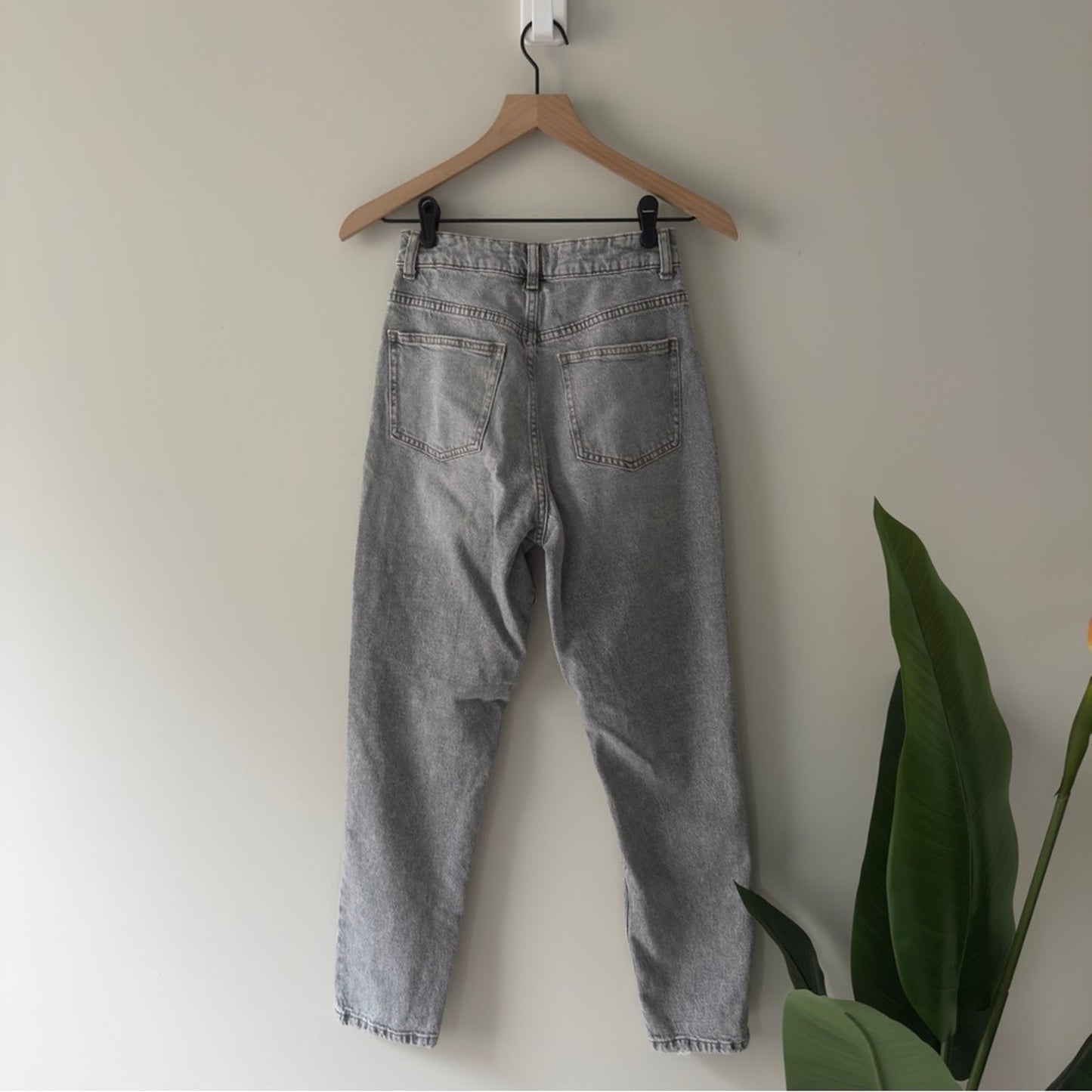 Denim Co. Primark Cares Light Gray Straight Leg Jeans grey distressed cotton EUC