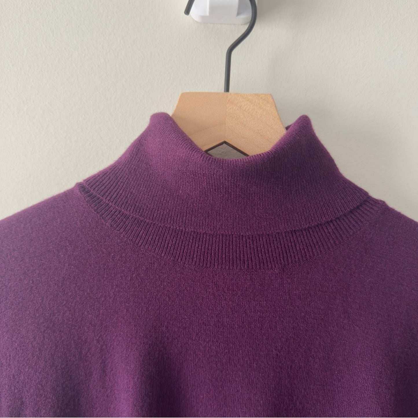Express Deep Purple Turtleneck Sweater Long Sleeve Tight Knit Soft Solid Autumn
