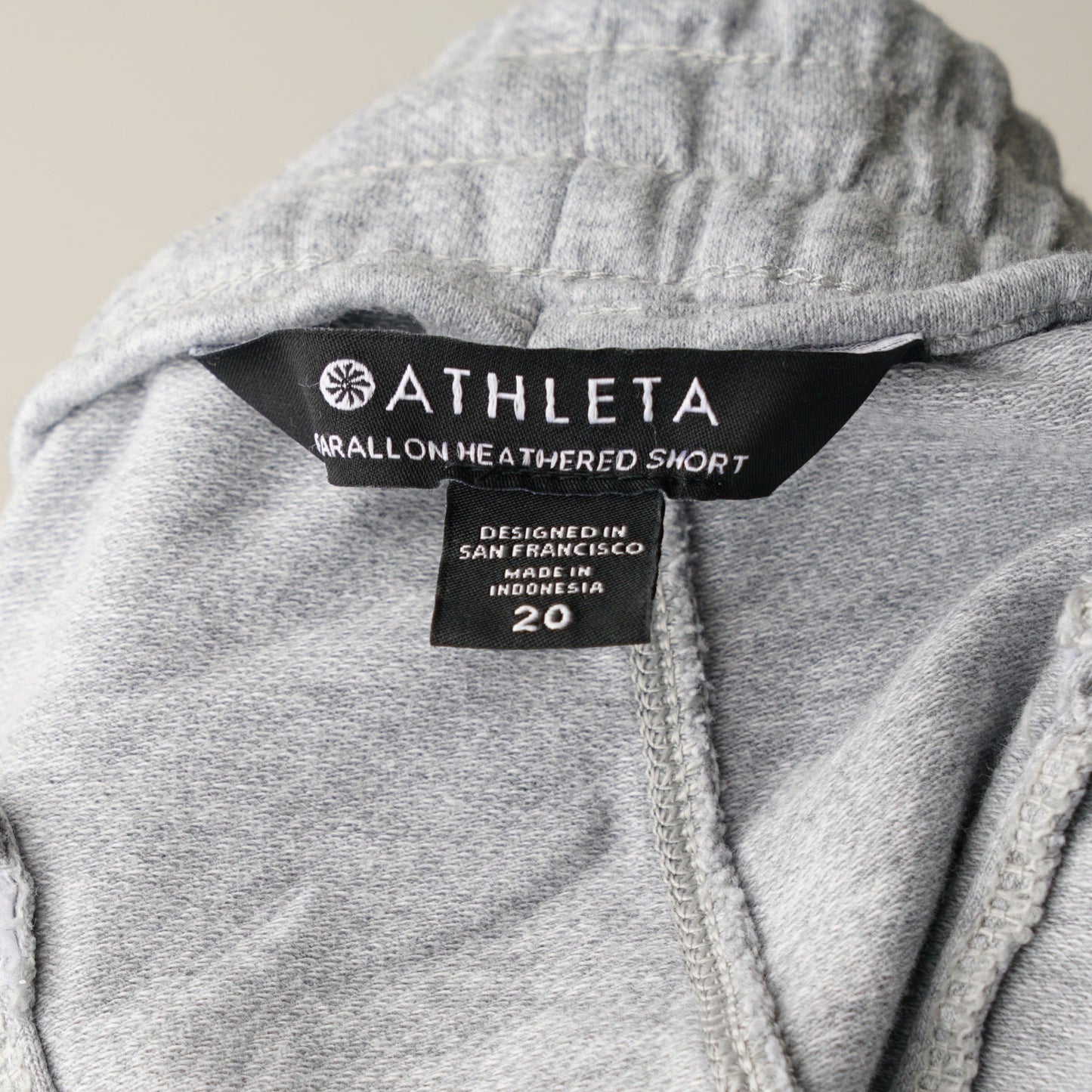 Athleta Farallon Heathered Short Gray Athleisure Cotton Stretch Drawstring EUC