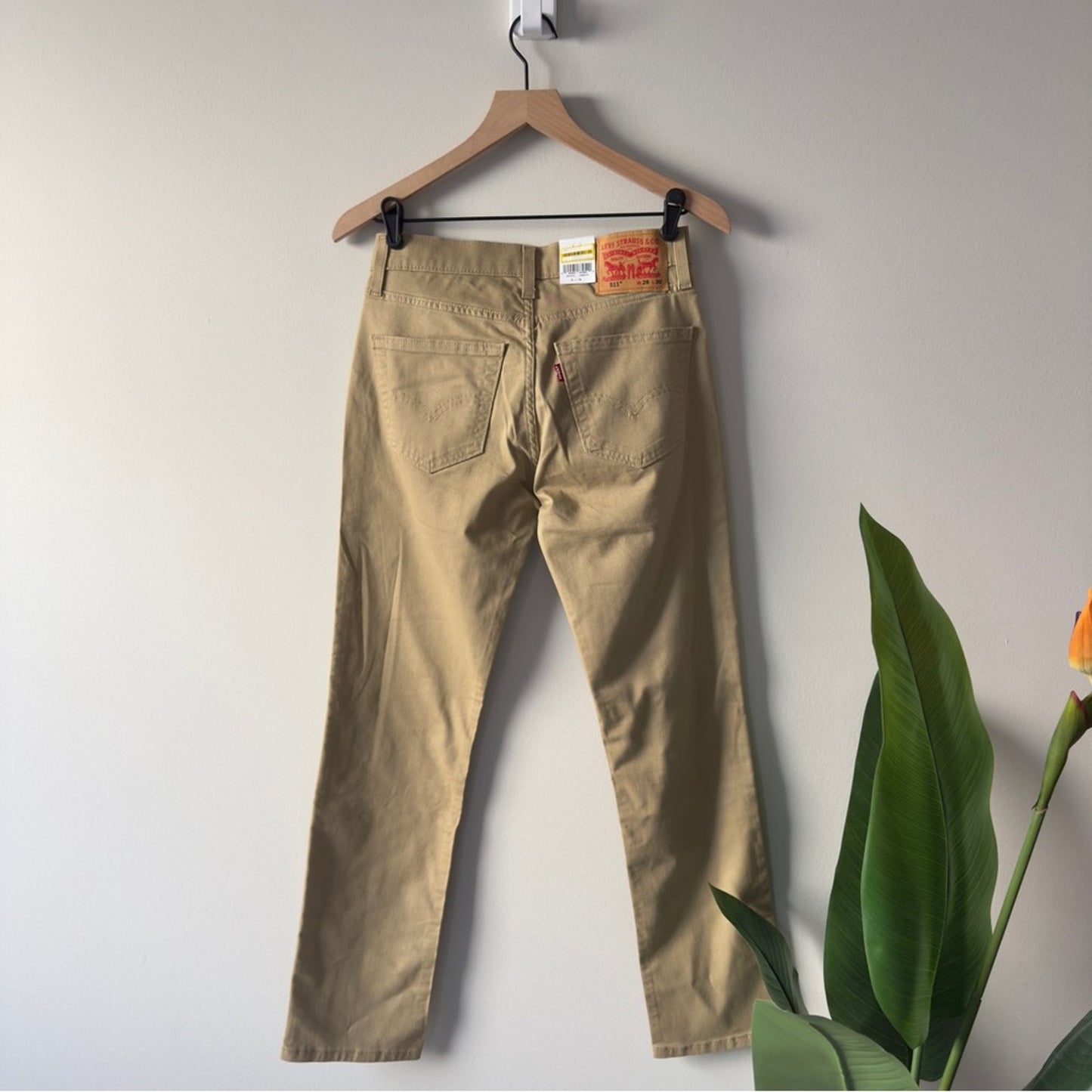 Levi’s 511 Slim All Seasons Tech Pants Tan Straight-Leg Stretch 28x30 Pockets