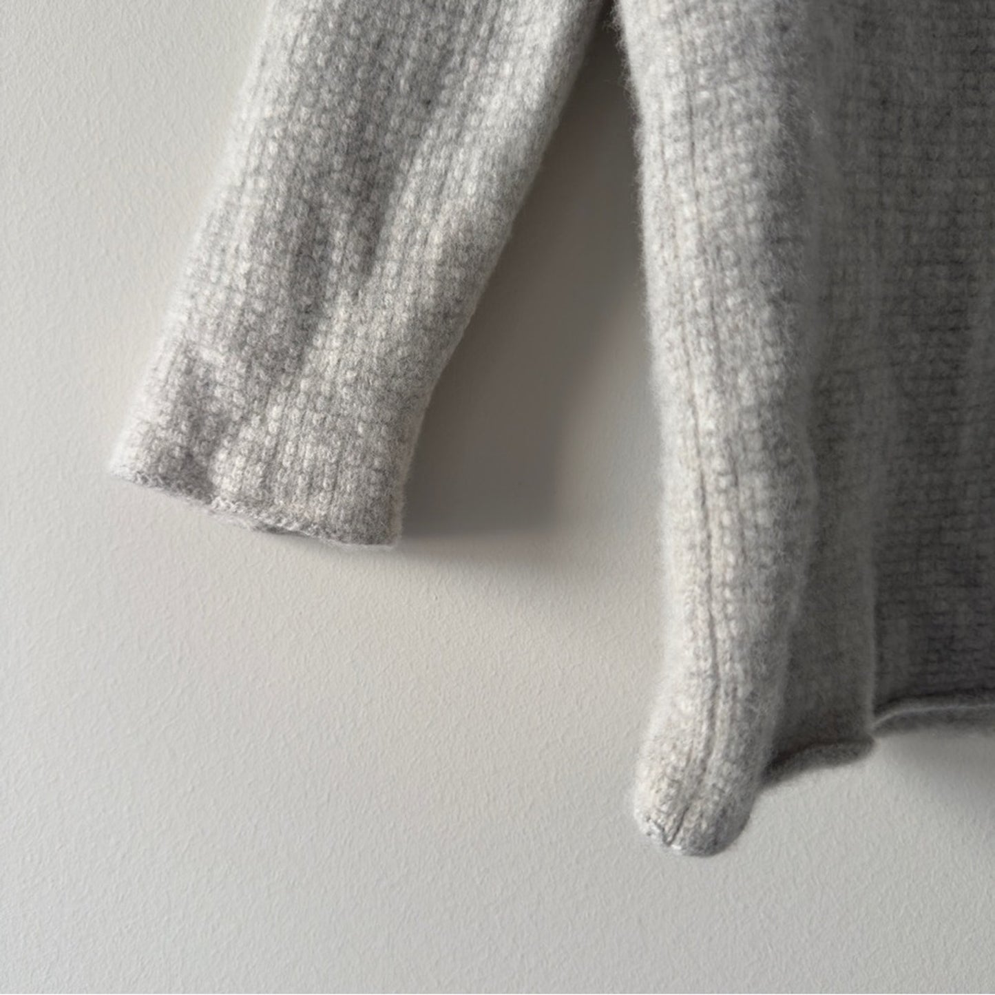 Madewell 100% Merino Wool Light Gray Crew Neck Sweater 3/4 Sleeve Grid Knit