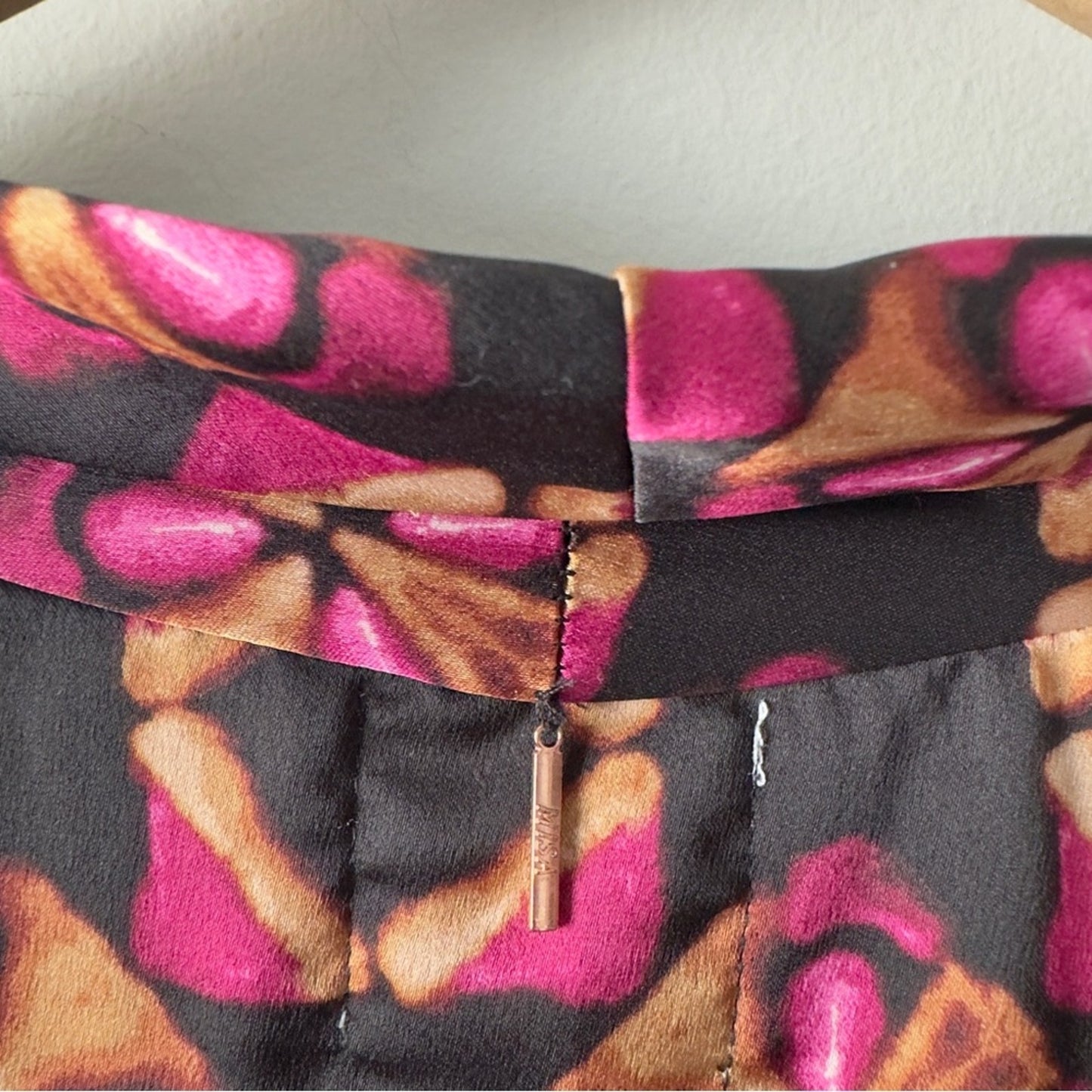 Misa Los Angeles Floral Wrap Dress Robe Long Sleeve Tie Waist Made in USA XS EUC