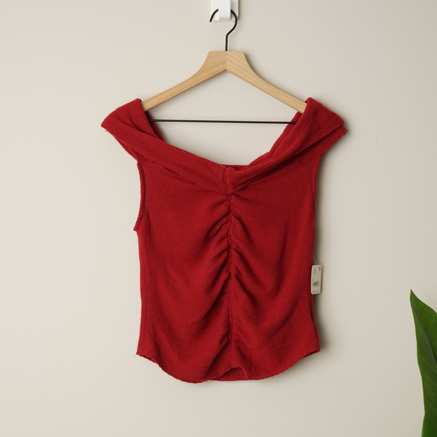 Free People This Cutie Top Off the Shoulder Red Soft Ruched Middle Sweetheart L