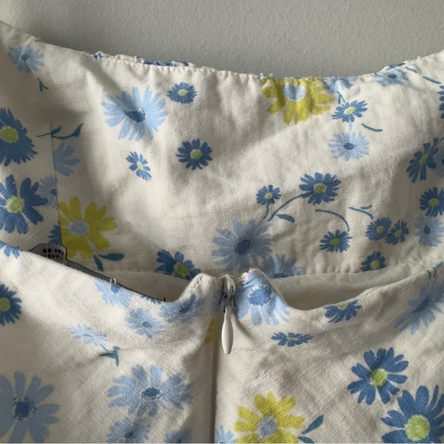 Zara Floral Mini Dress Yellow Blue white adjustable spaghetti straps tie sides M