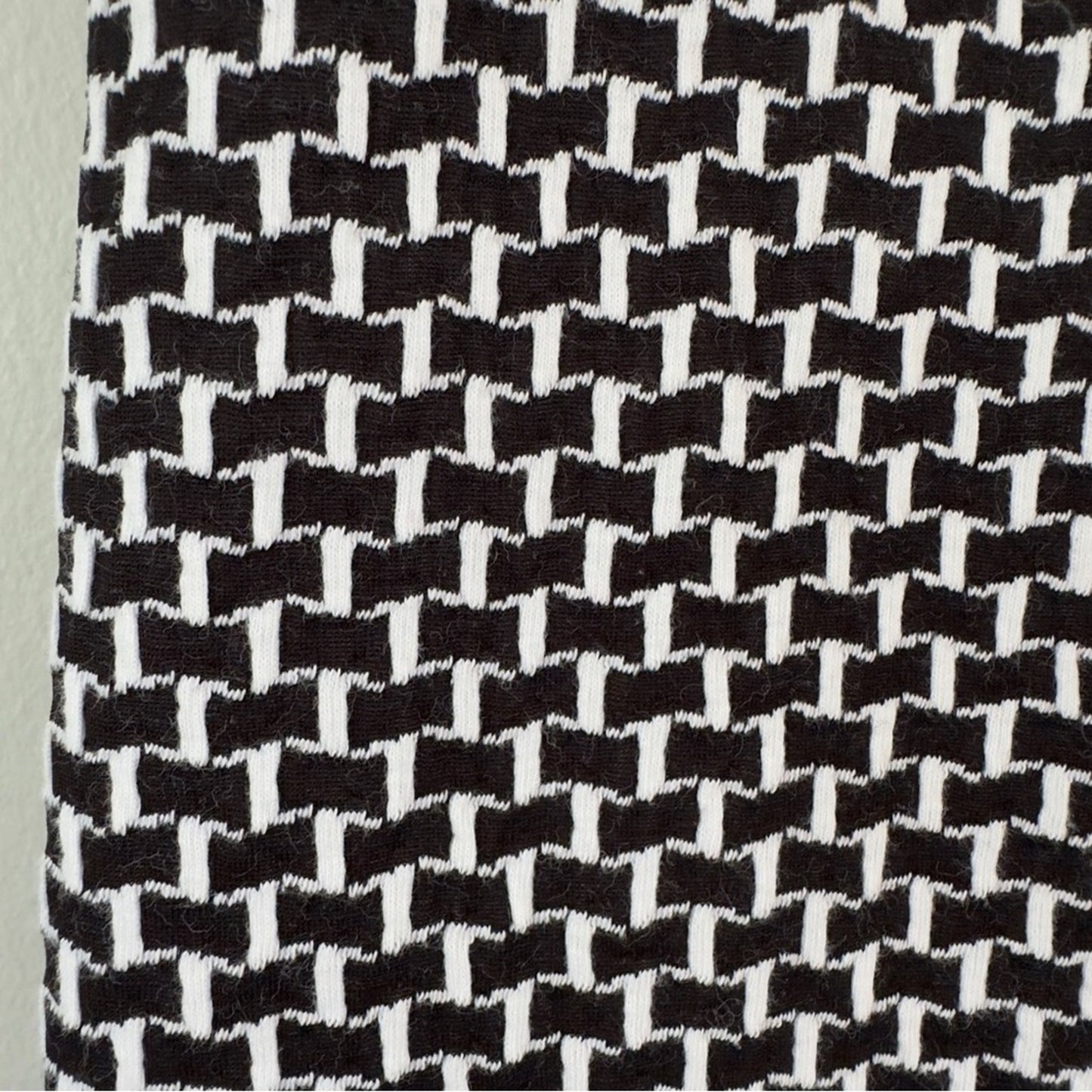 Anthropologie Postmark Basketweave Short Sleeve Tunic Top Black White Stretch S