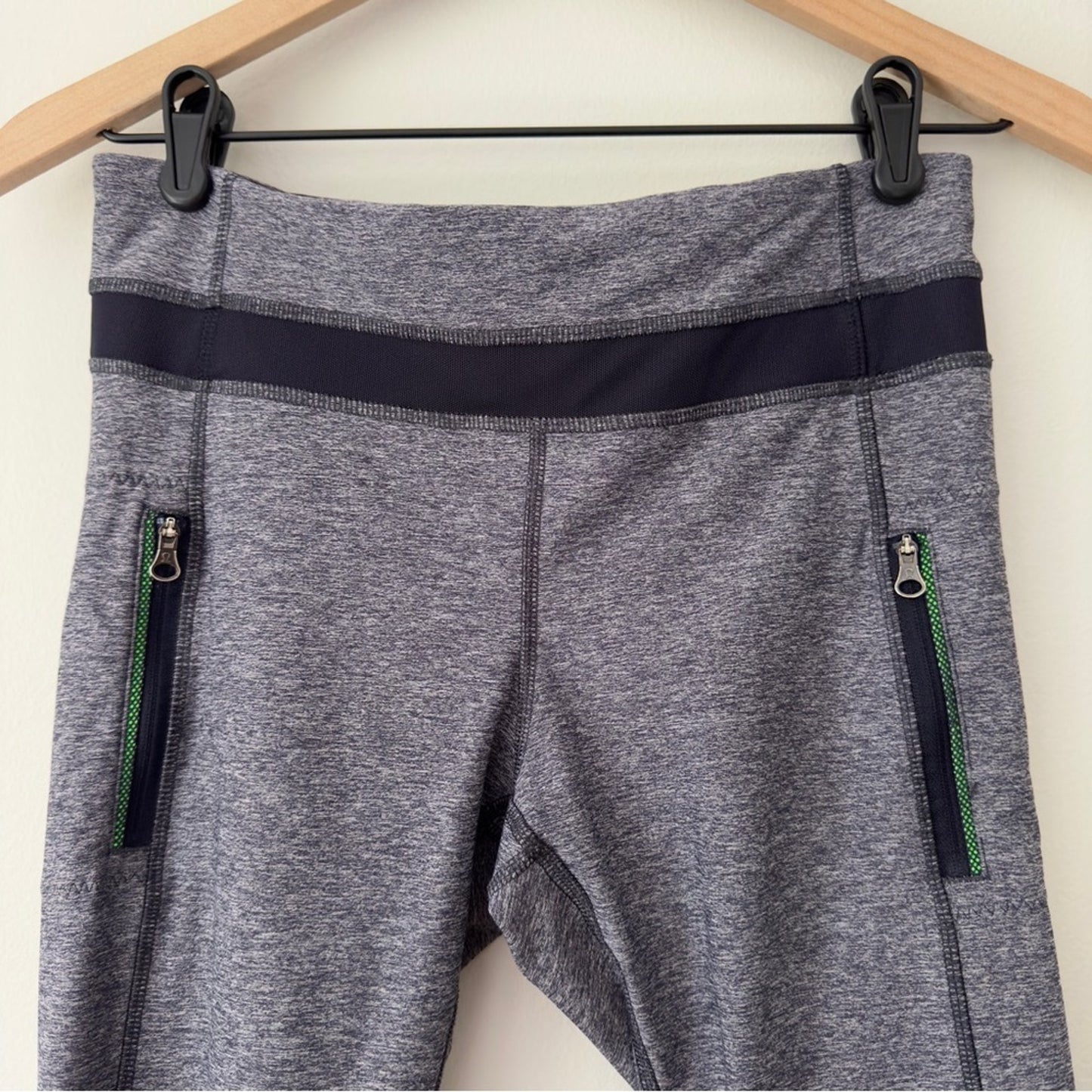 Lululemon Inspire Tight II (Mesh) in Heathered Naval Blue / Naval Blue Run Pouch