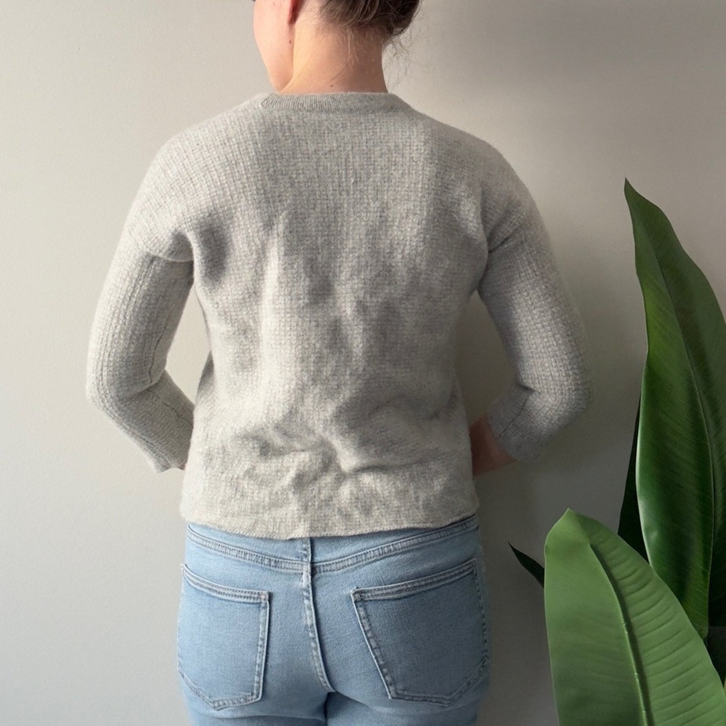 Madewell 100% Merino Wool Light Gray Crew Neck Sweater 3/4 Sleeve Grid Knit