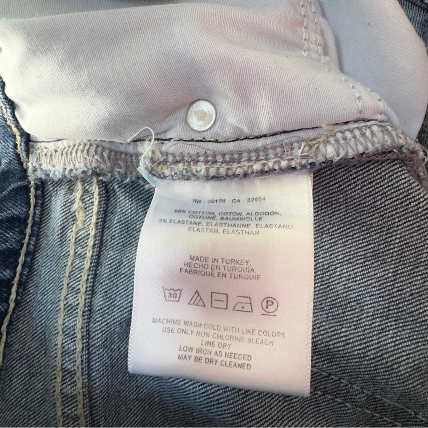 Pilcro and the Letterpress Anthropologie Sequin Embroidered Star-Patterned Jeans