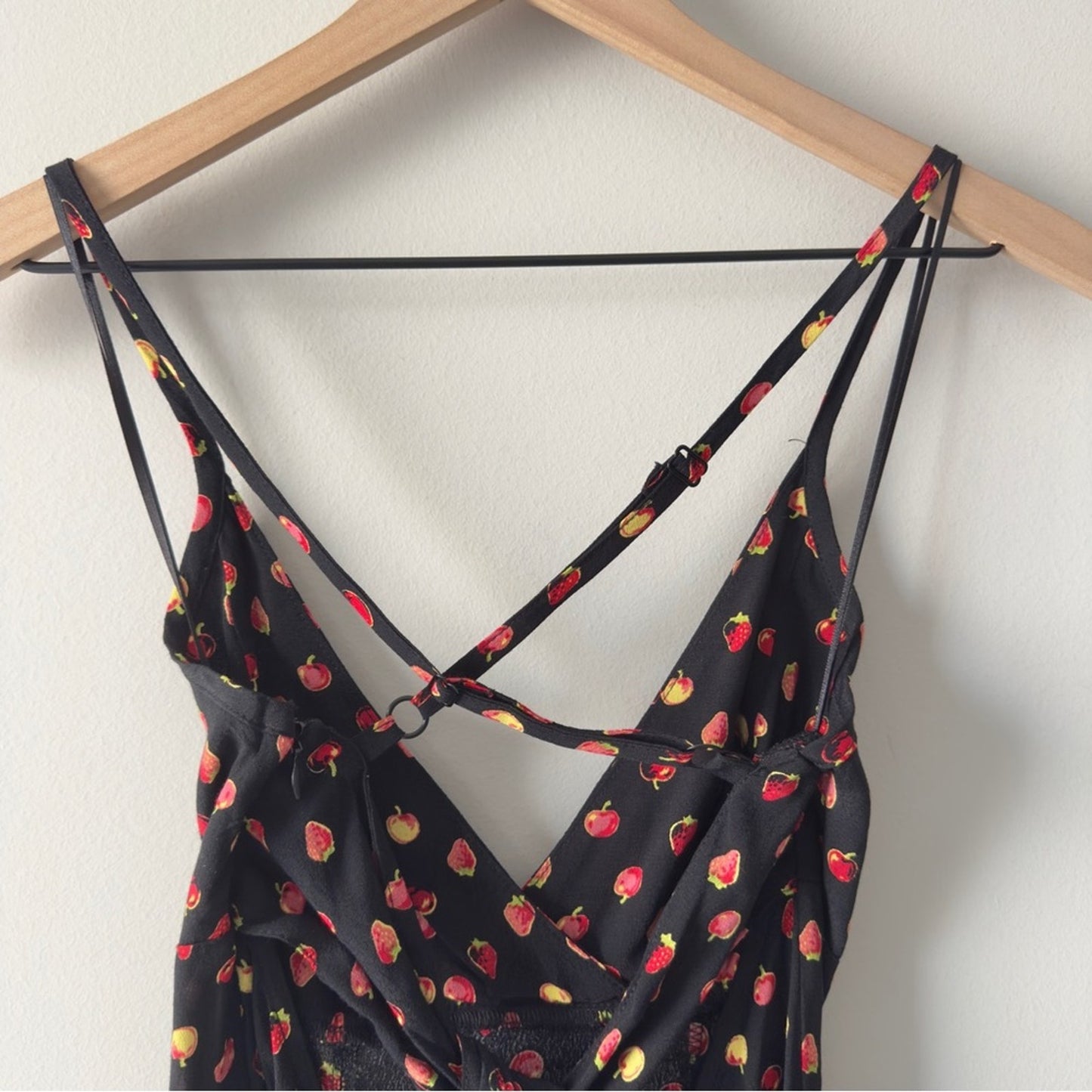 Kimchi Blue Urban Outfitters Fruit Print Black Red Strappy Dress Deep B-Neck EUC