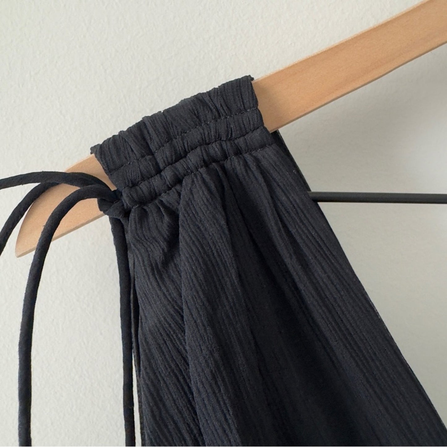 Express Vintage Y2K 100% Silk Shell Black V-Neck Mini Dress A-Line Sleeveless 12