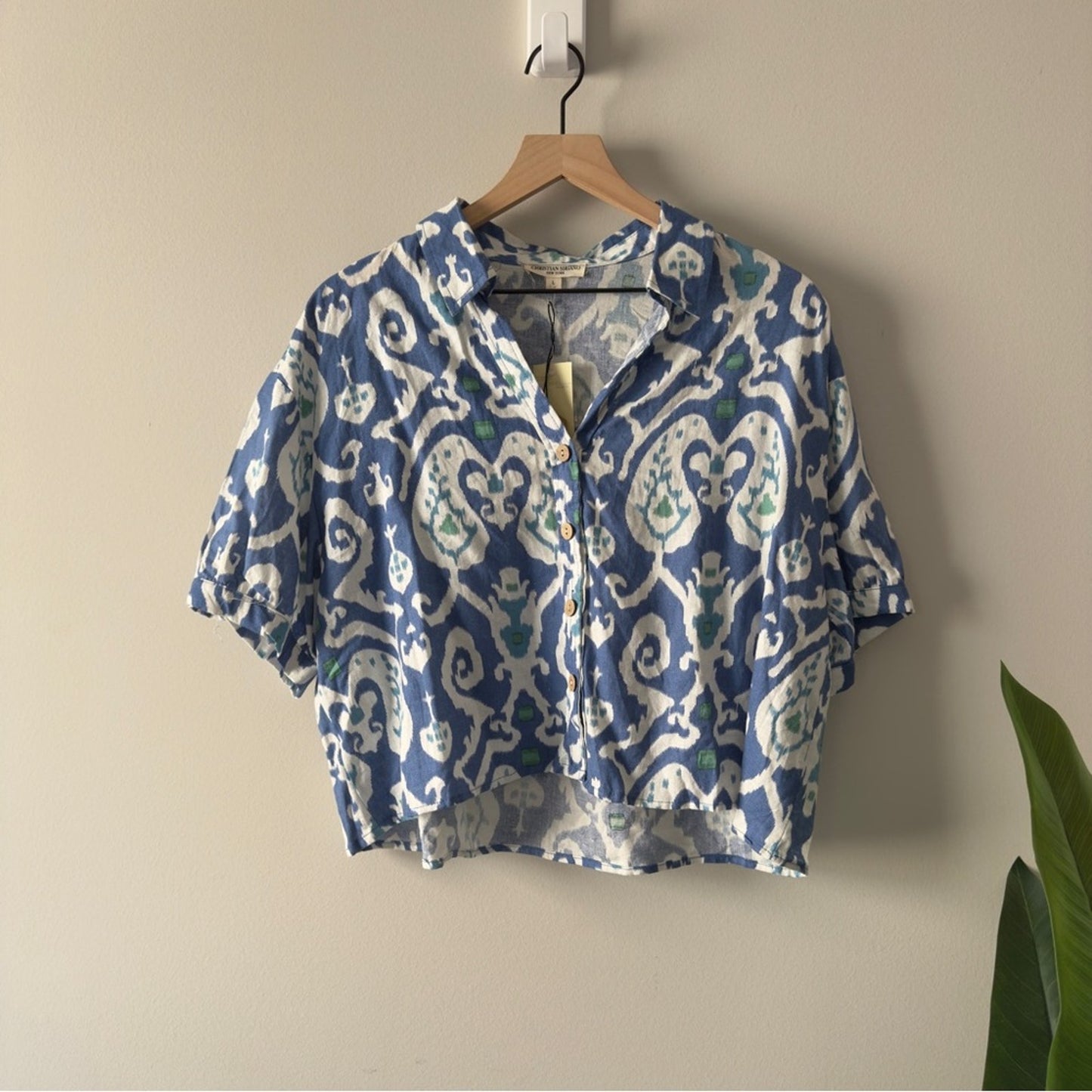 Christian Siriano Blue and White Button Down Shirt Abstract Pattern Print Collar