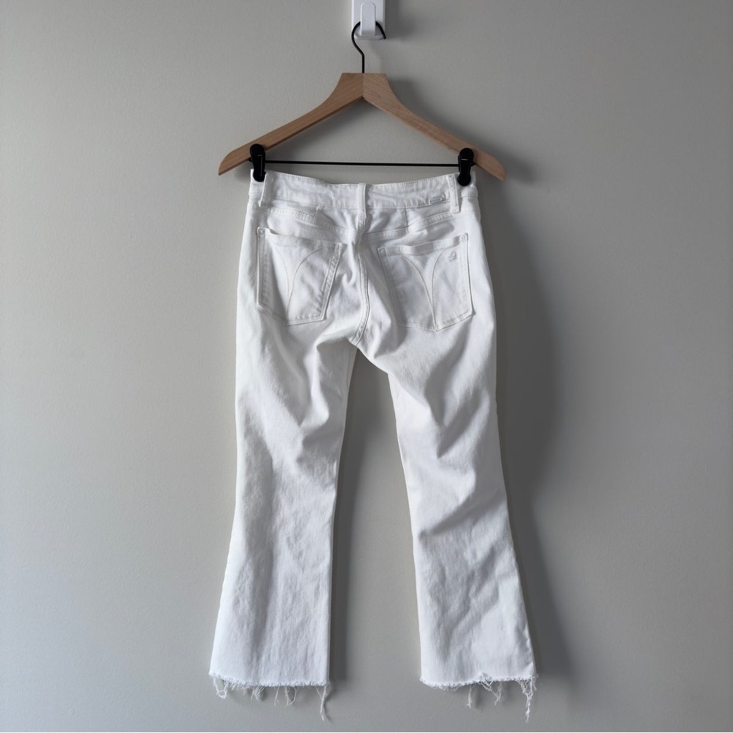 DL1961 Smart Denim Lara Cropped Flare Jeans in Porcelain White Women's raw hem