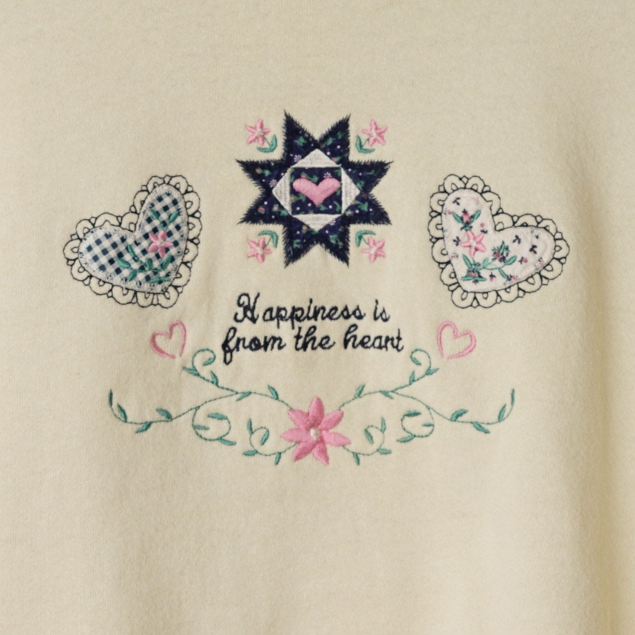 Vintge Chic 100% Natural Woman "Happiness is from the heart" Embroidered Crew L